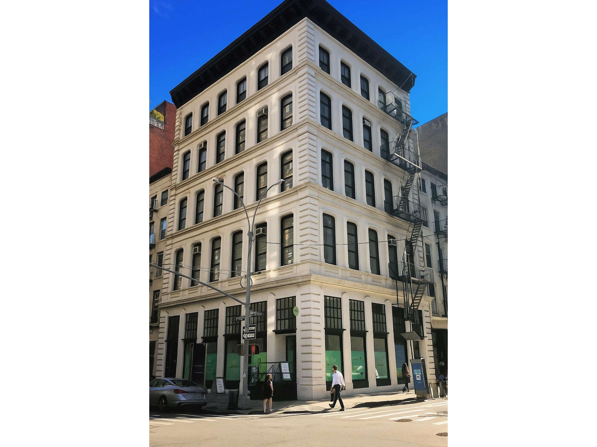 65 LEONARD Street 3