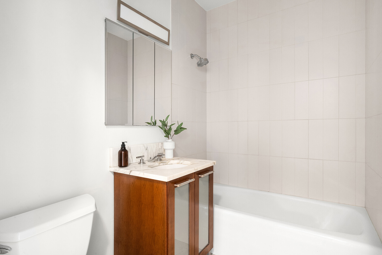 121 E 23RD Street 16C