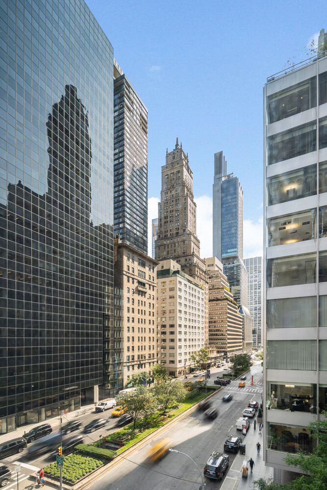502 PARK Avenue 5DE