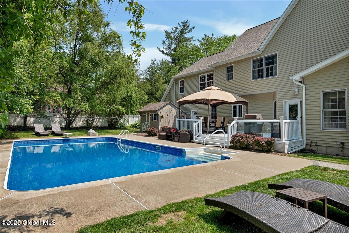 1901 Heritage Road