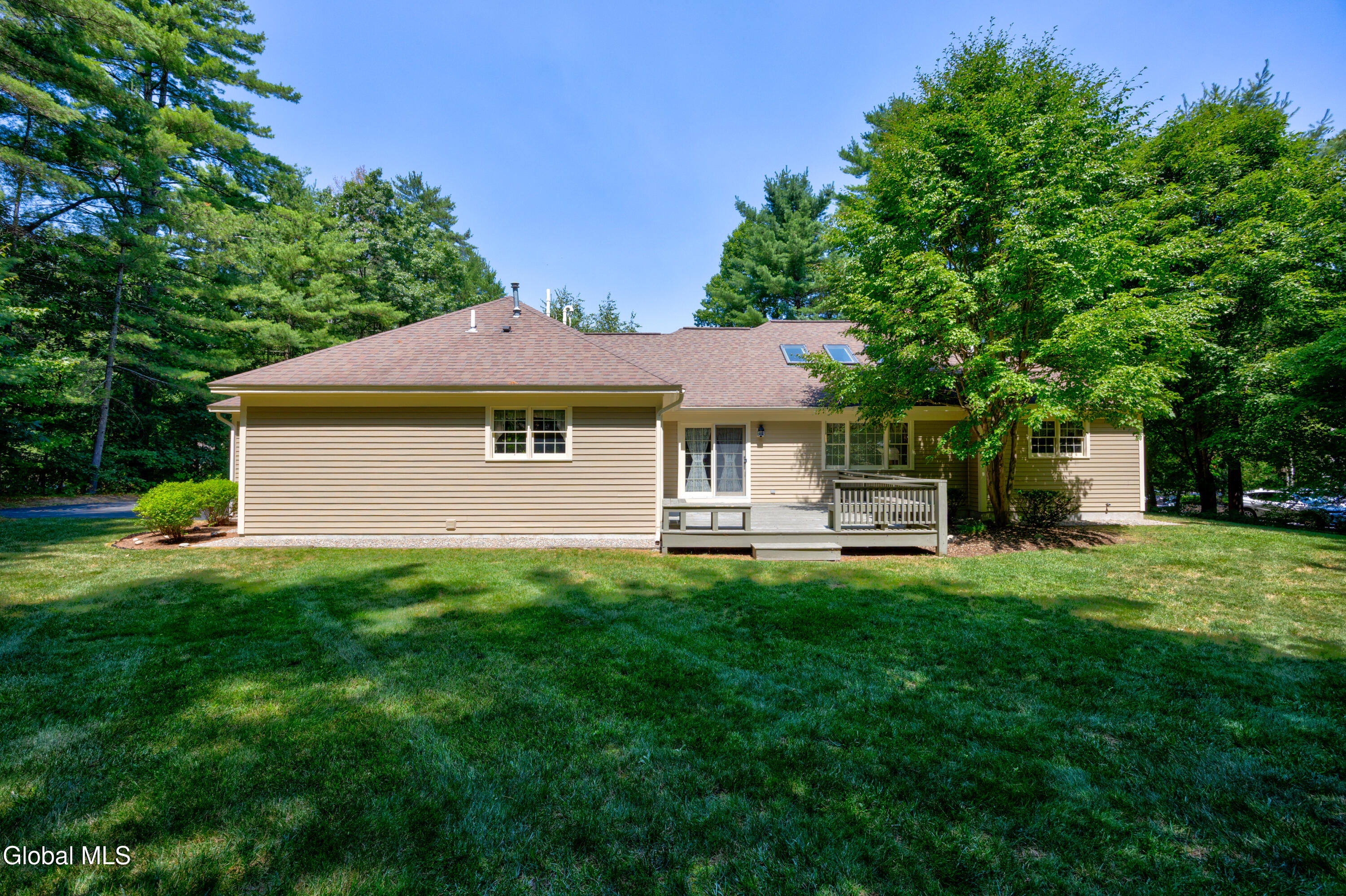 114 Equinox Drive