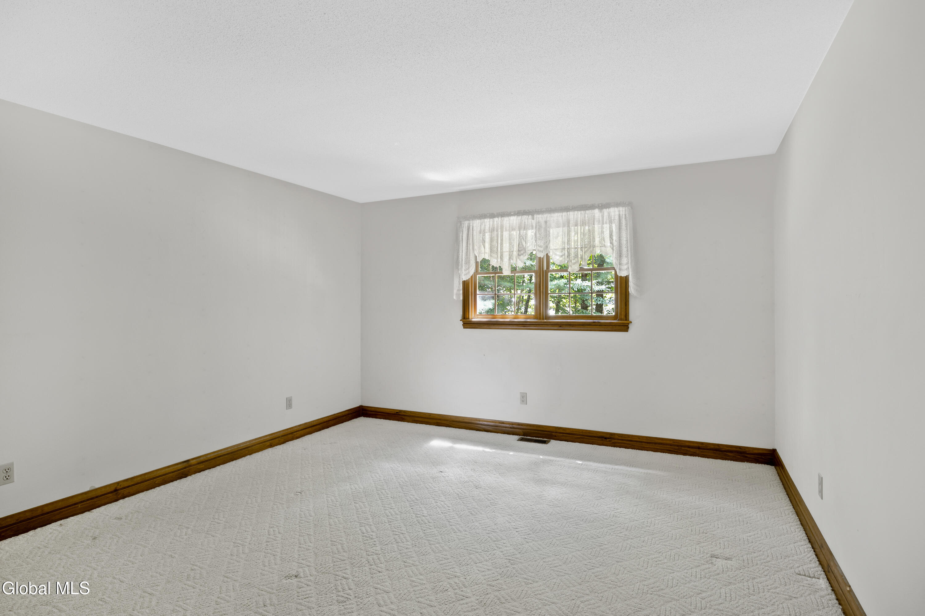 114 Equinox Drive