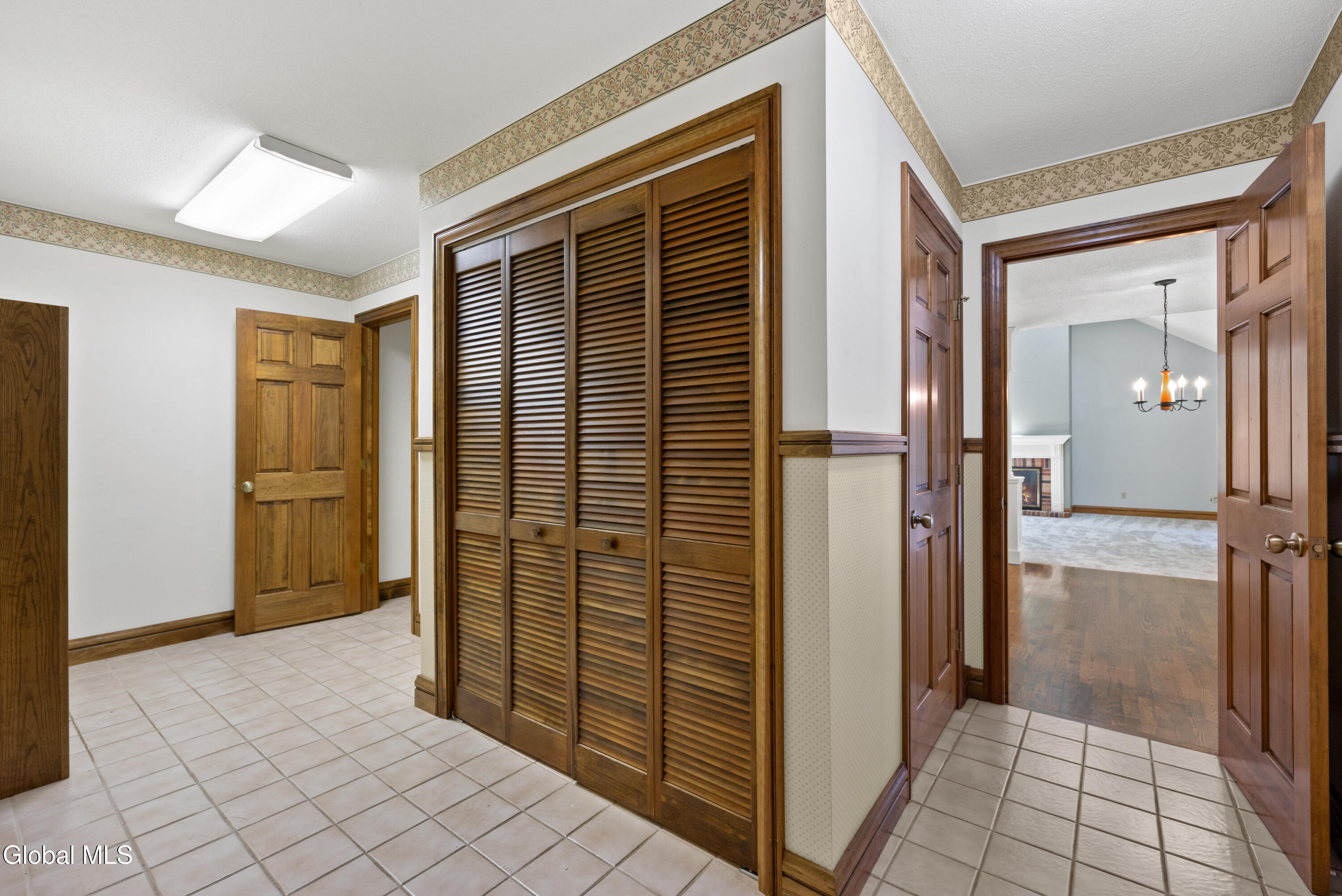 114 Equinox Drive