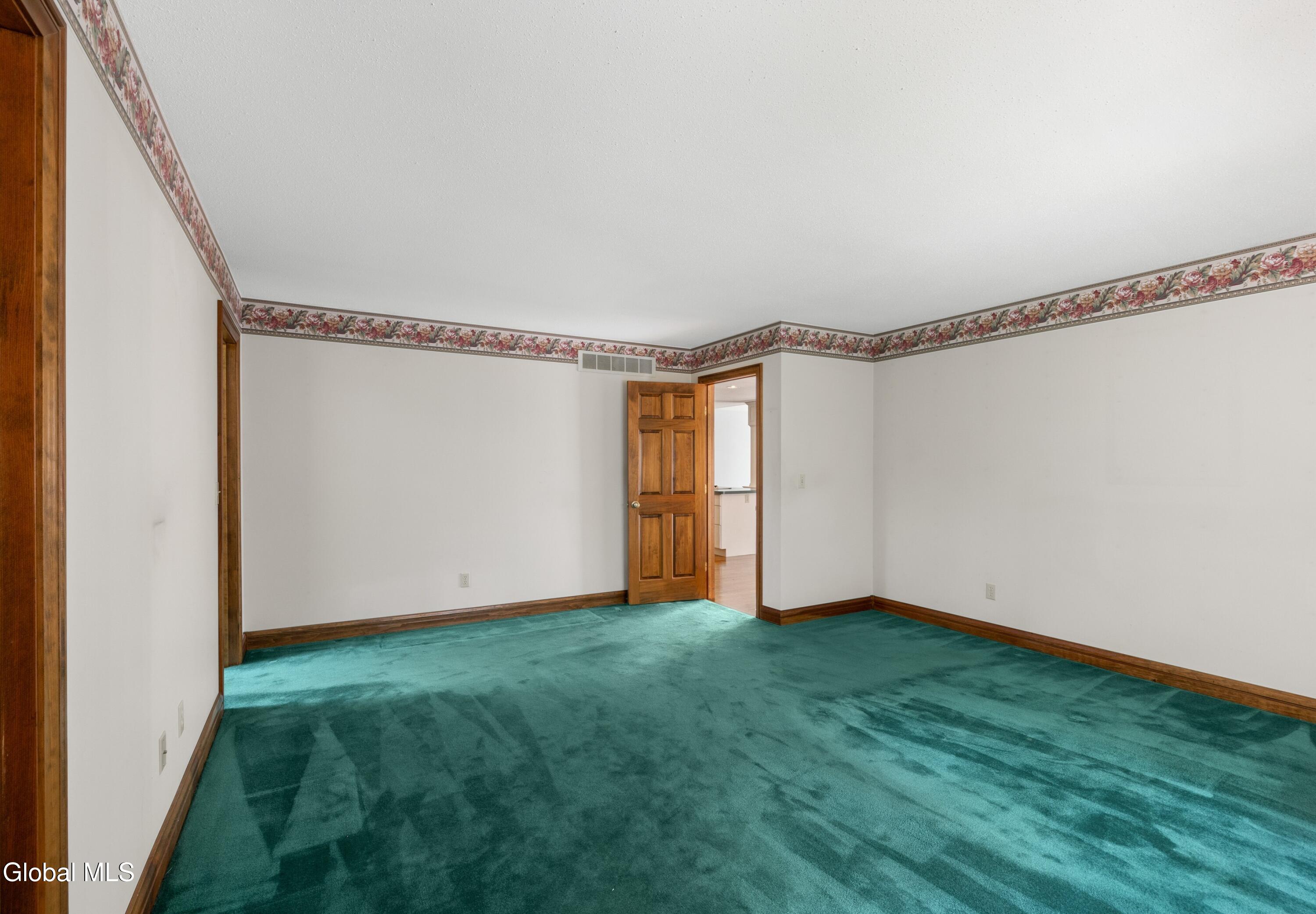 114 Equinox Drive