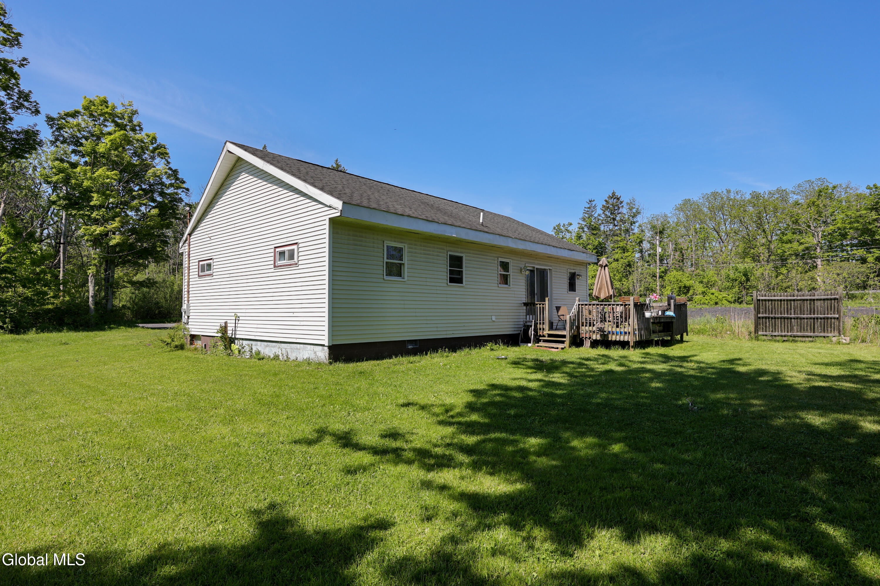 4 Connolly Road