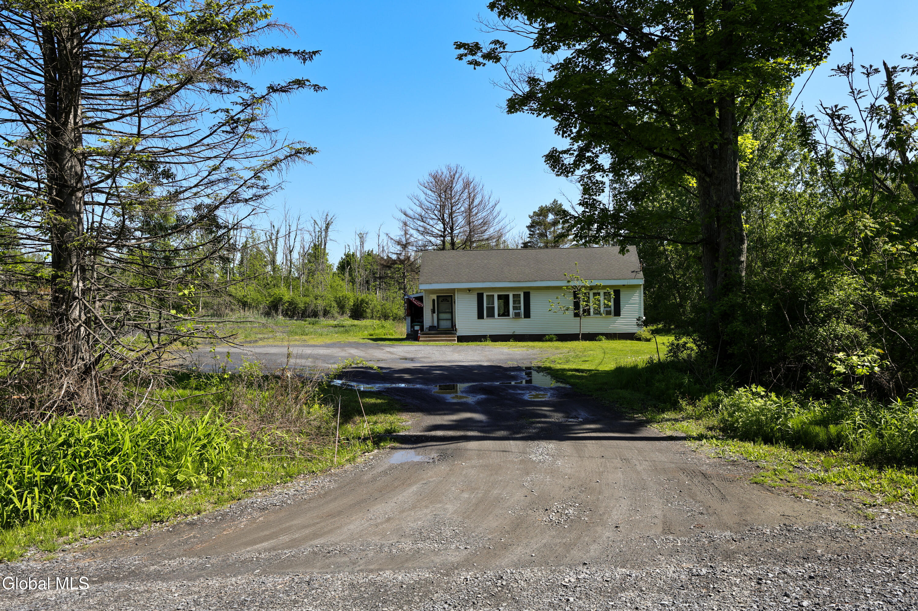 4 Connolly Road