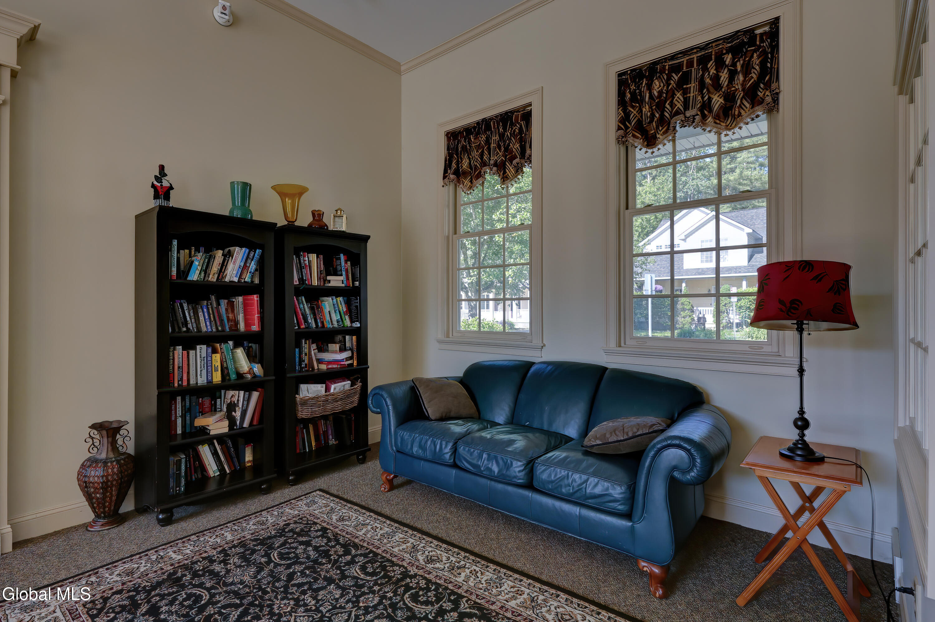 11 Thoroughbred Drive