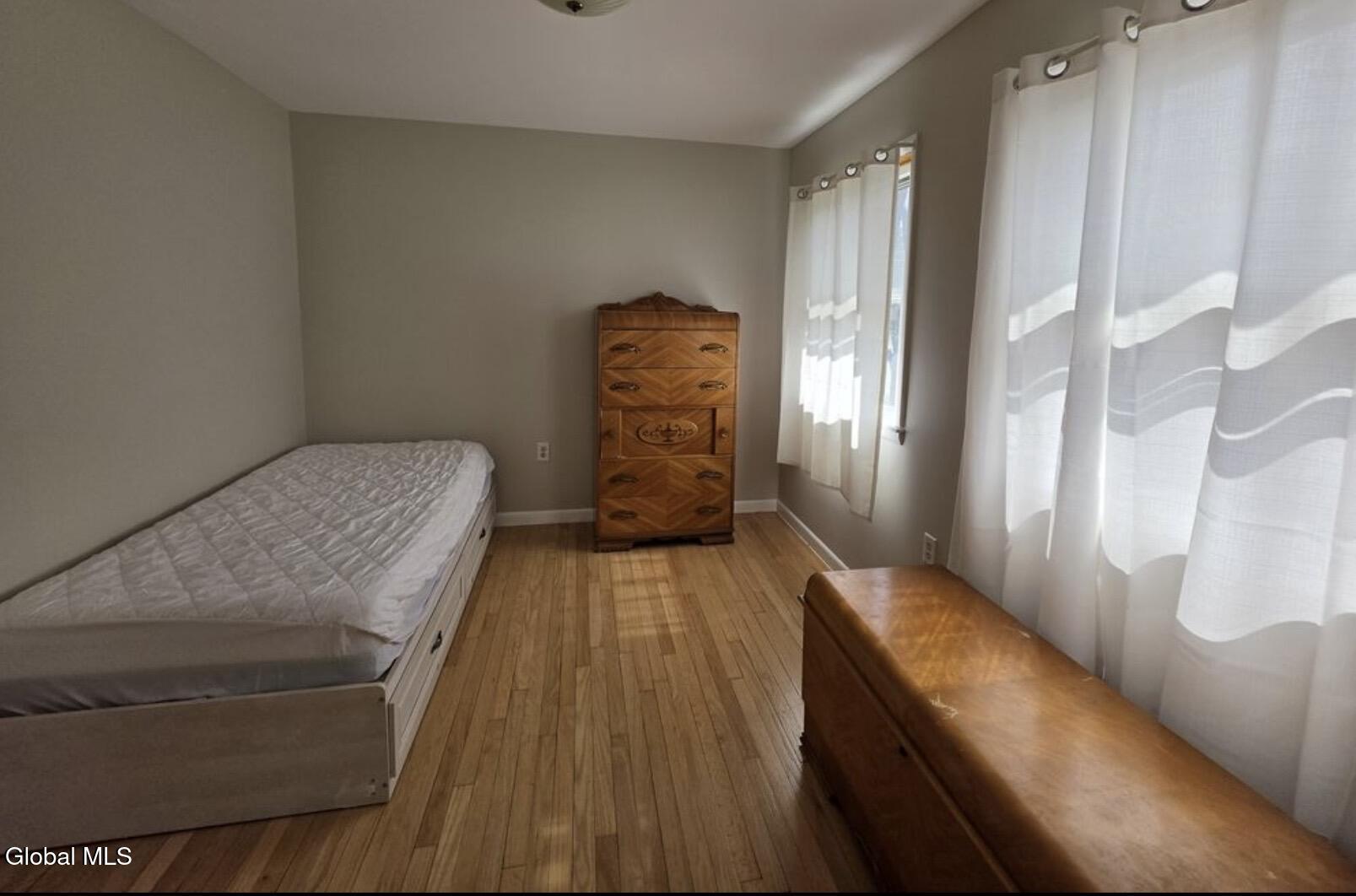5059 Western Turnpike, 1