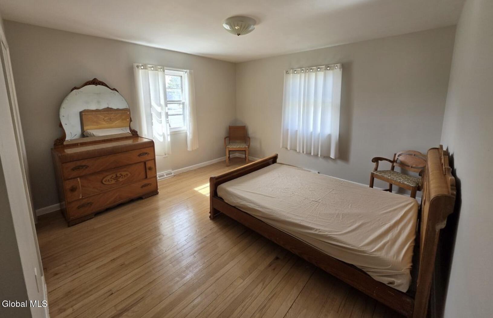 5059 Western Turnpike, 1