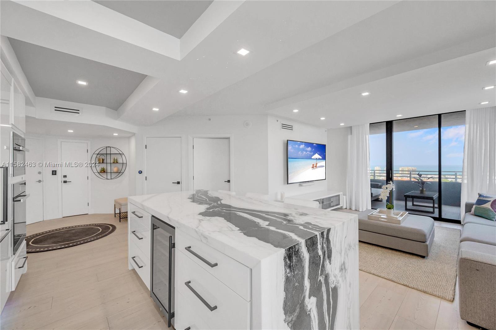 1330 West Ave # 2714