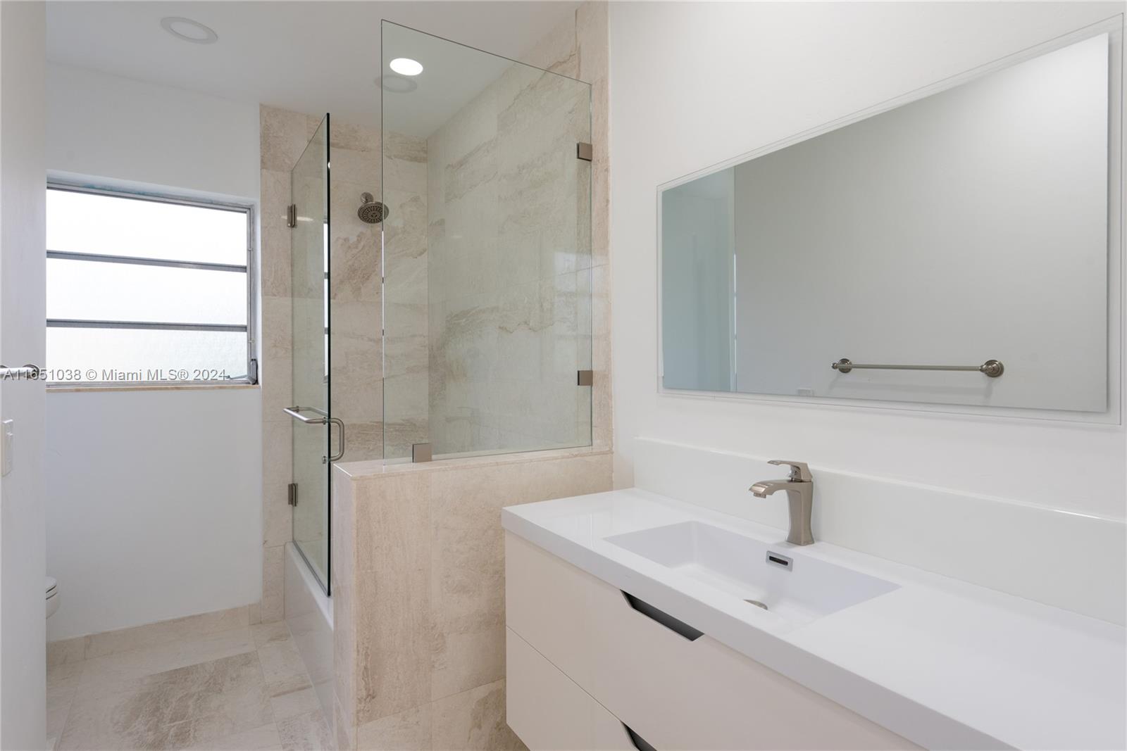 1211 Sorolla Ave