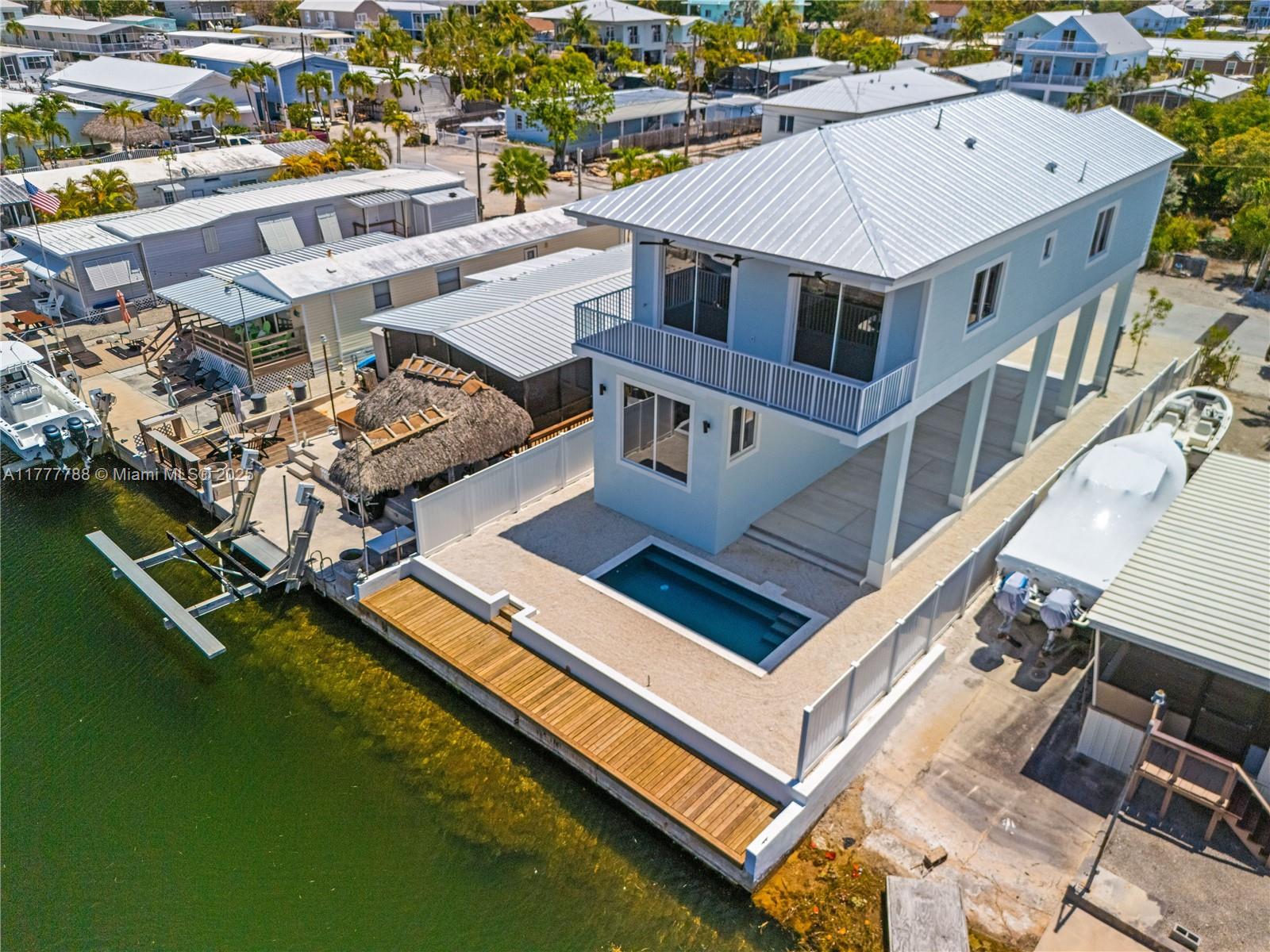 413 Bowie Ln