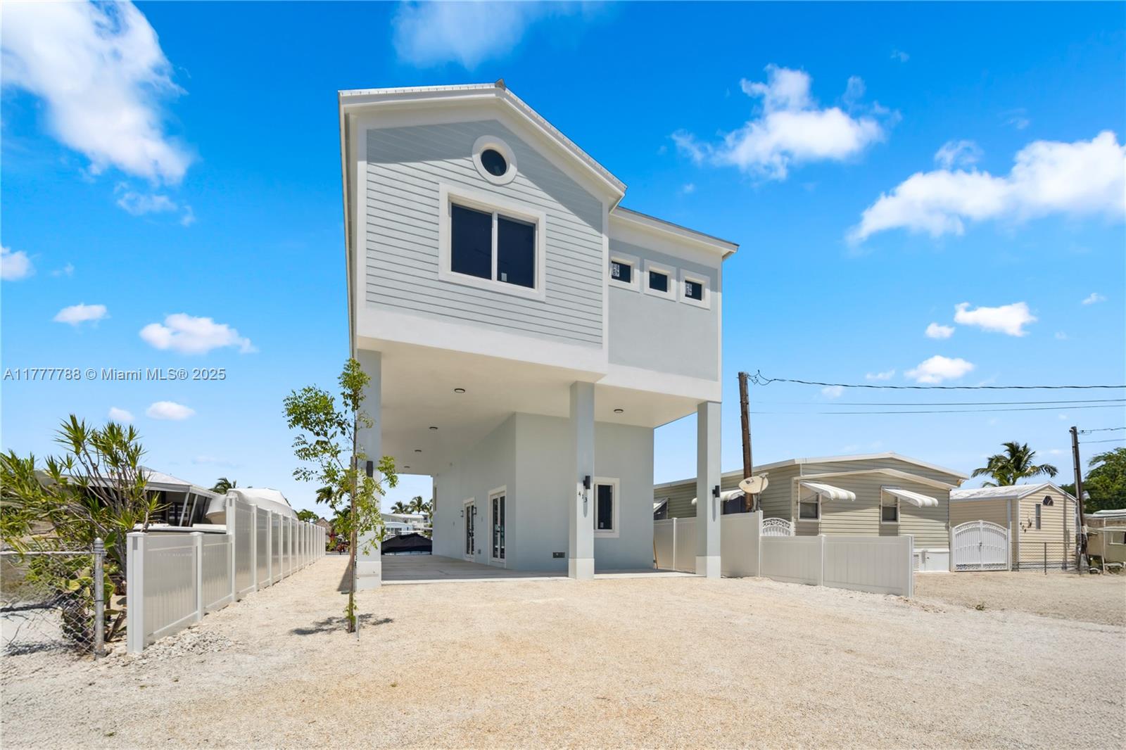 413 Bowie Ln