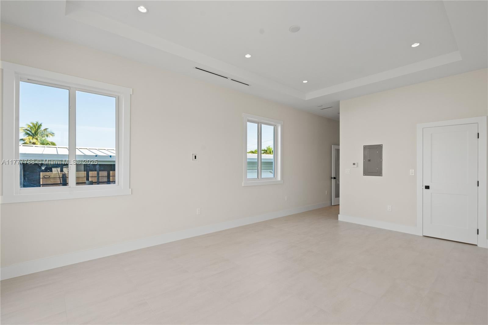 413 Bowie Ln