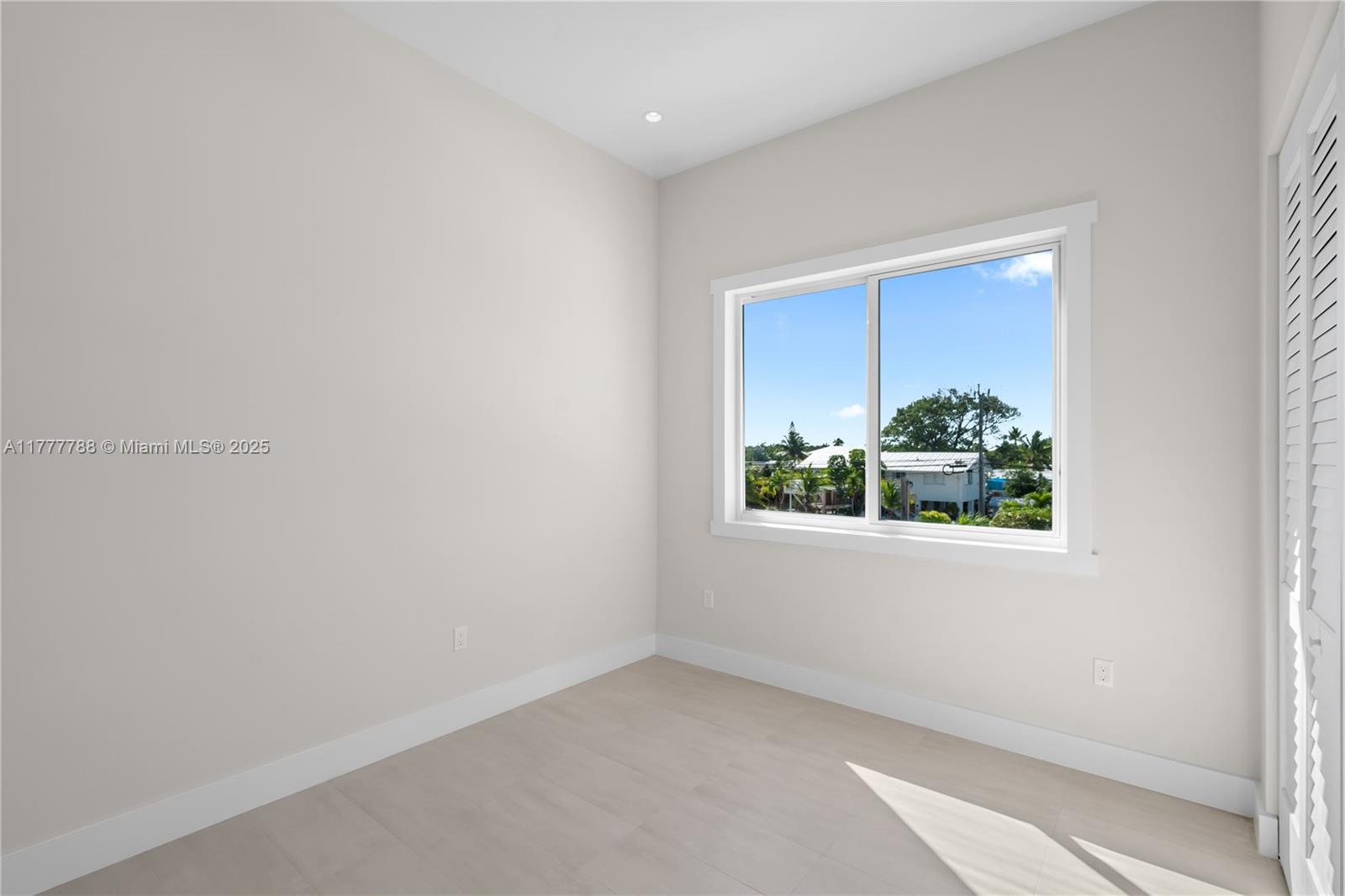 413 Bowie Ln
