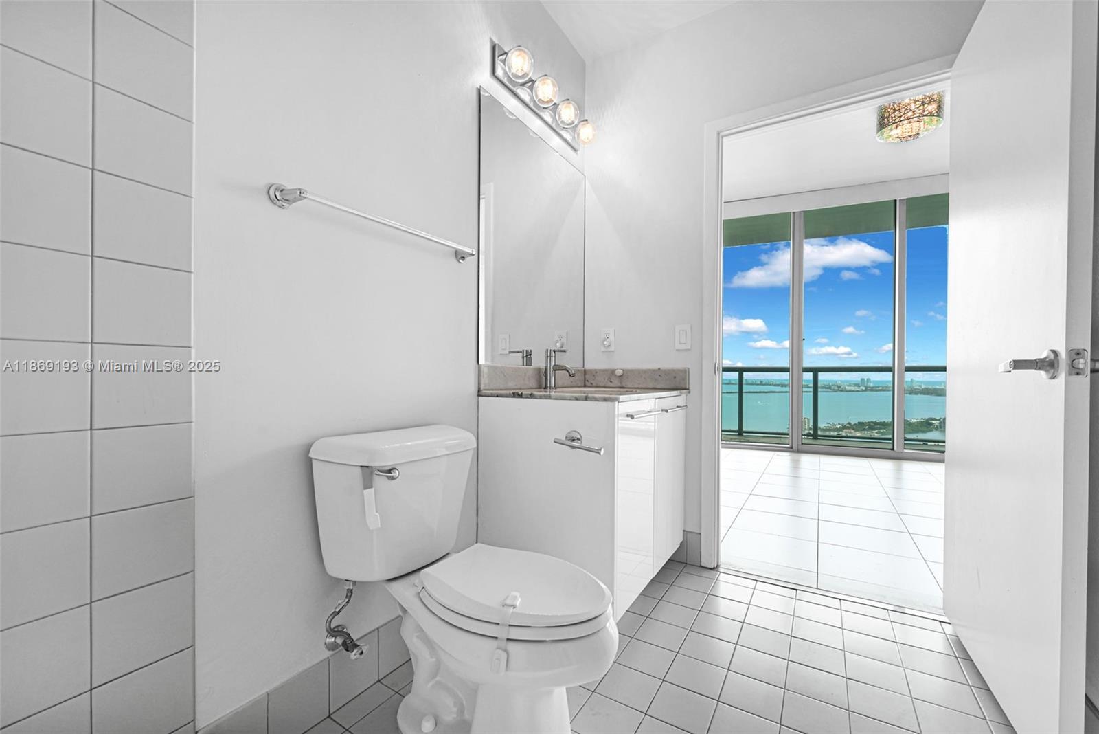 888 Biscayne Blvd # 5010