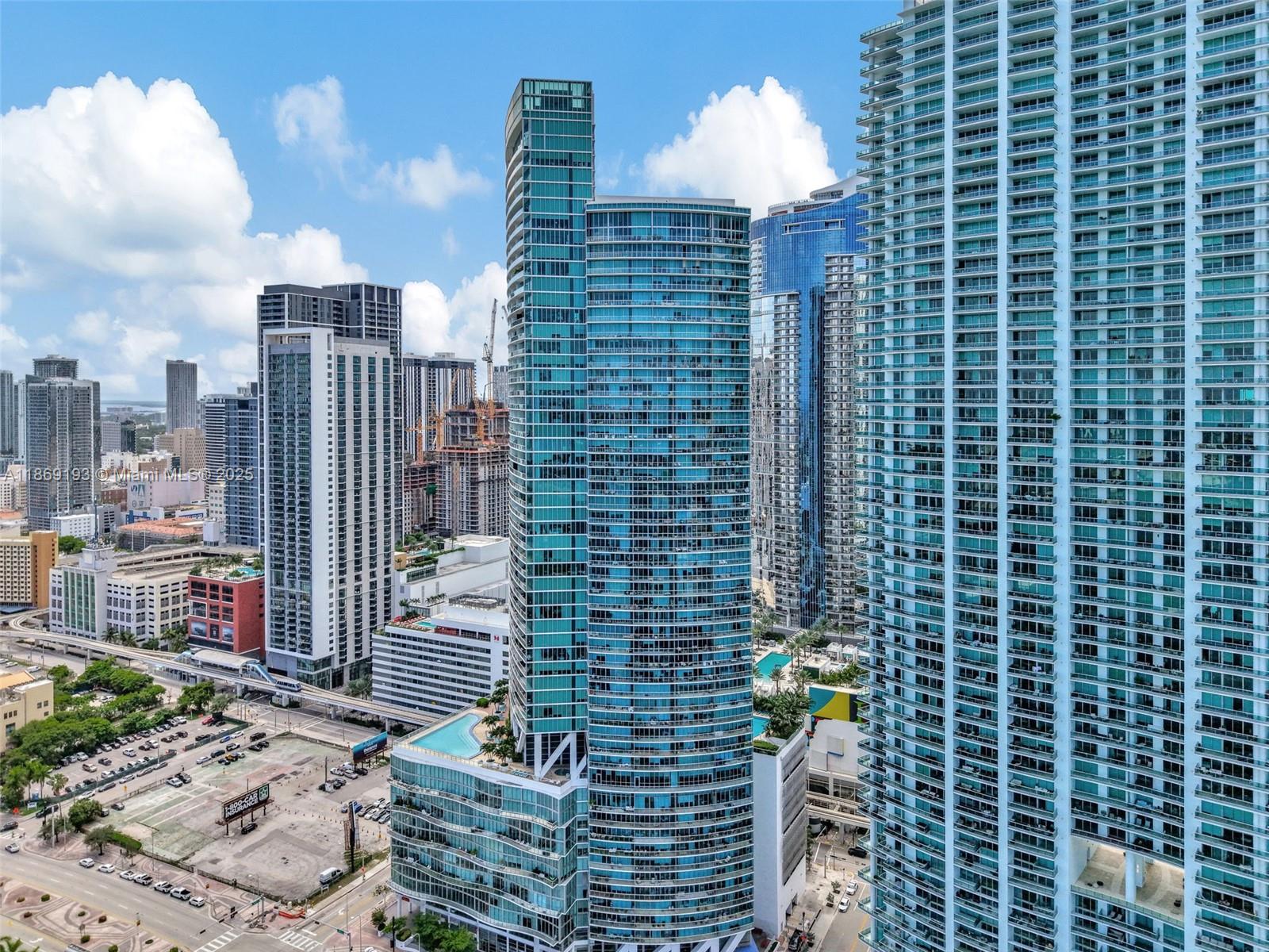 888 Biscayne Blvd # 5010