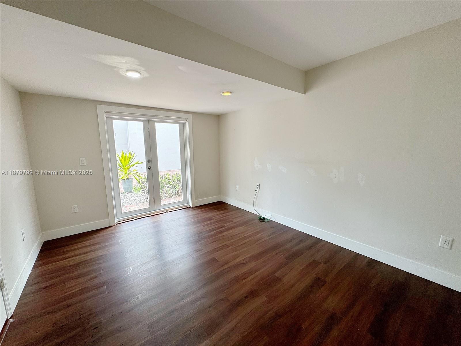 2918 Bird Ave # 3