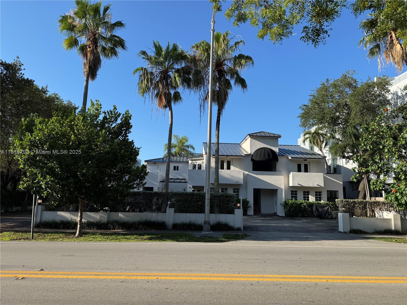 2918 Bird Ave # 3