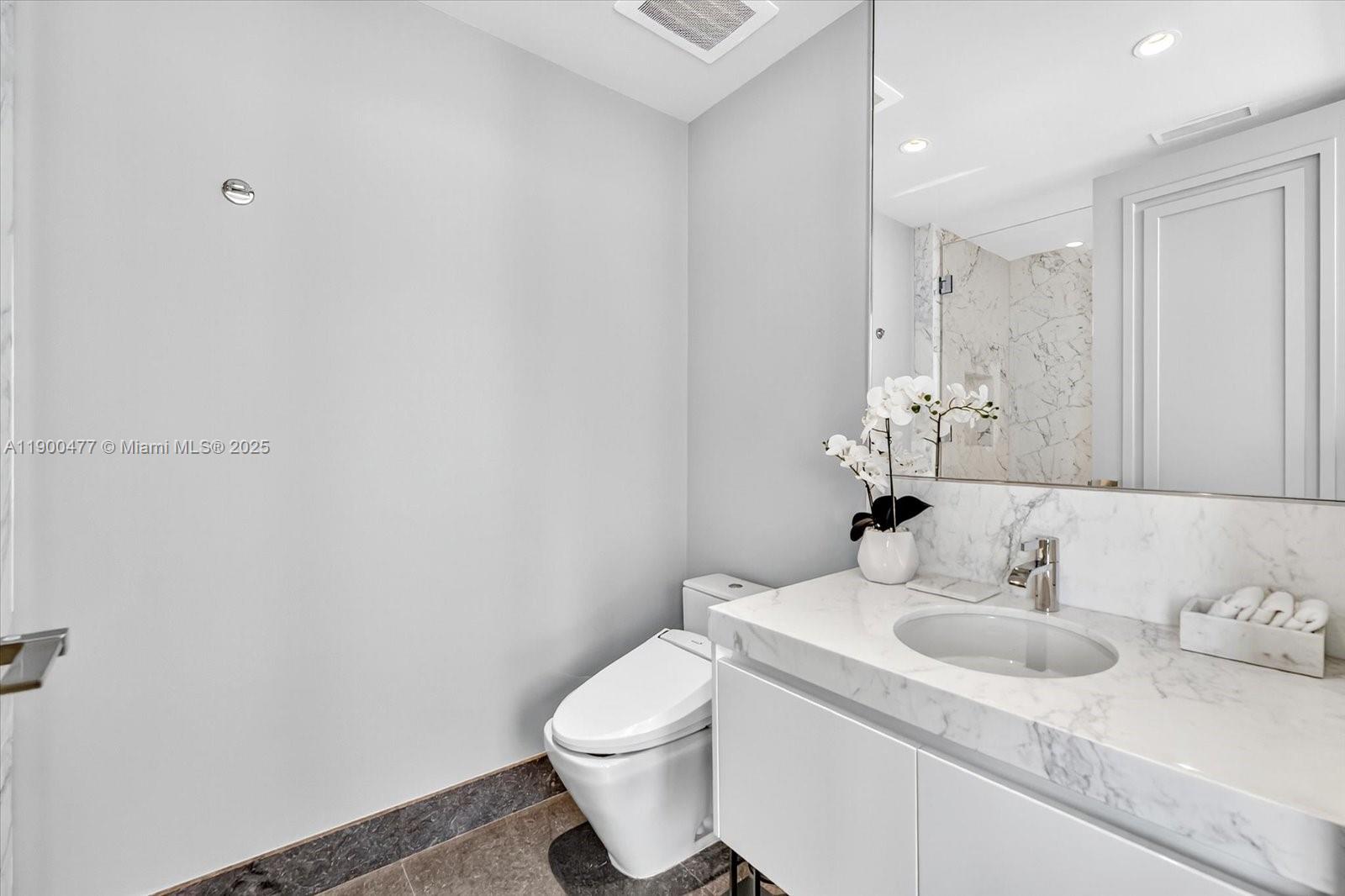 17901 Collins Ave # 3103