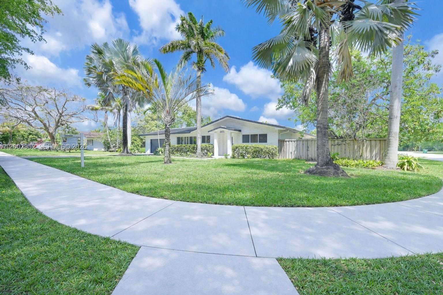 8405 SW 144th St