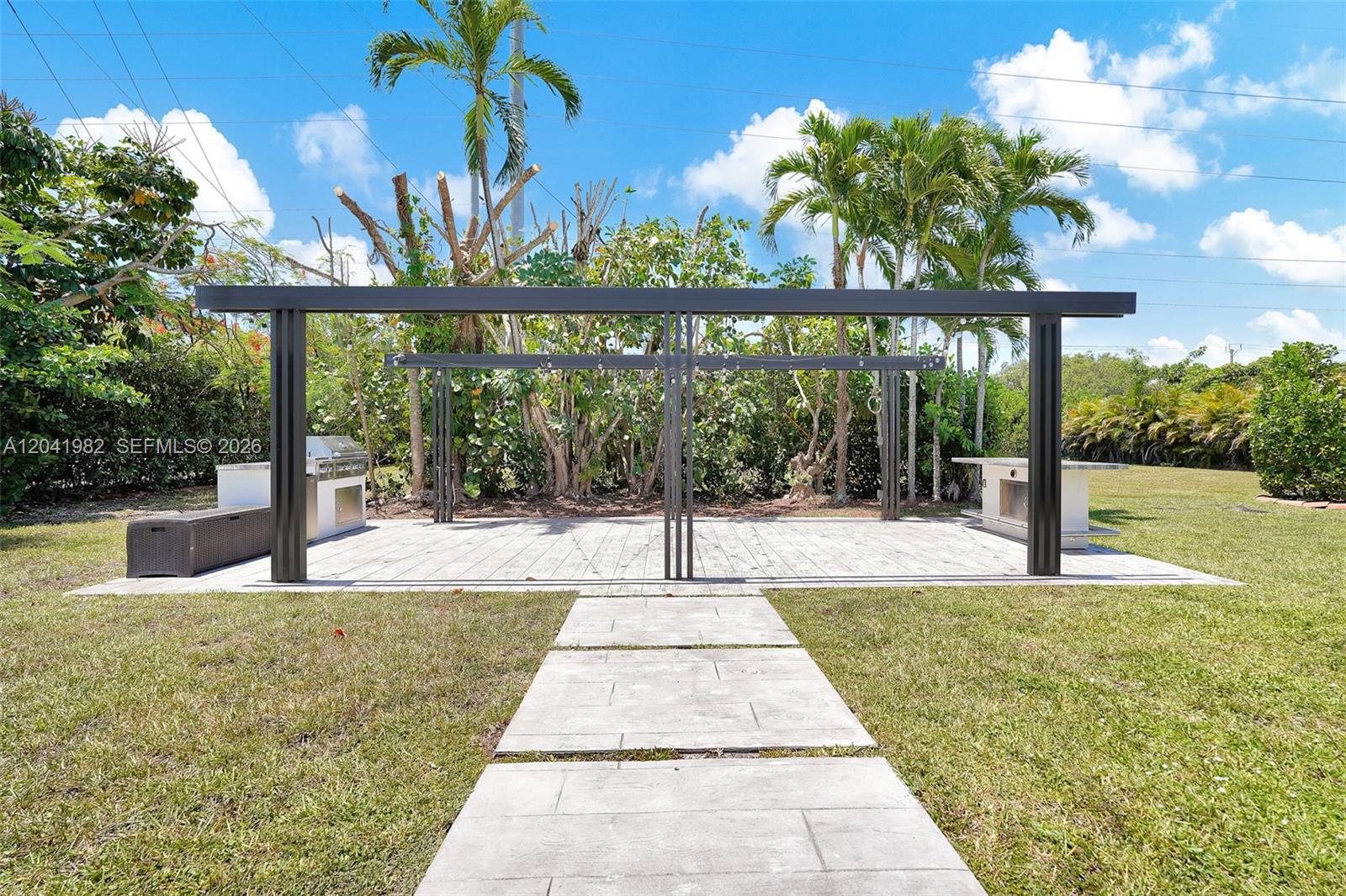 7700 SW 139th Ter