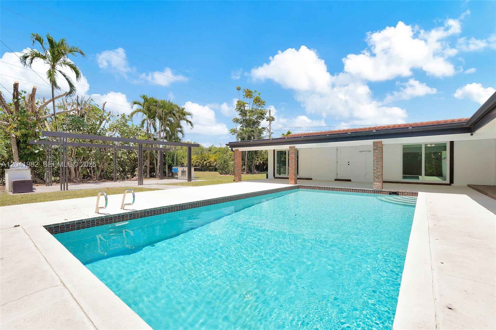7700 SW 139th Ter