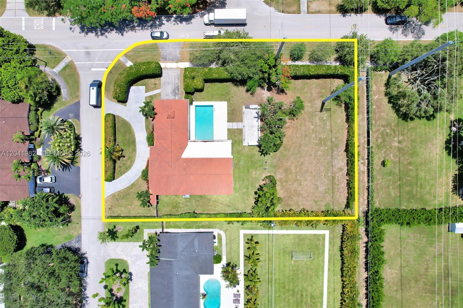 7700 SW 139th Ter