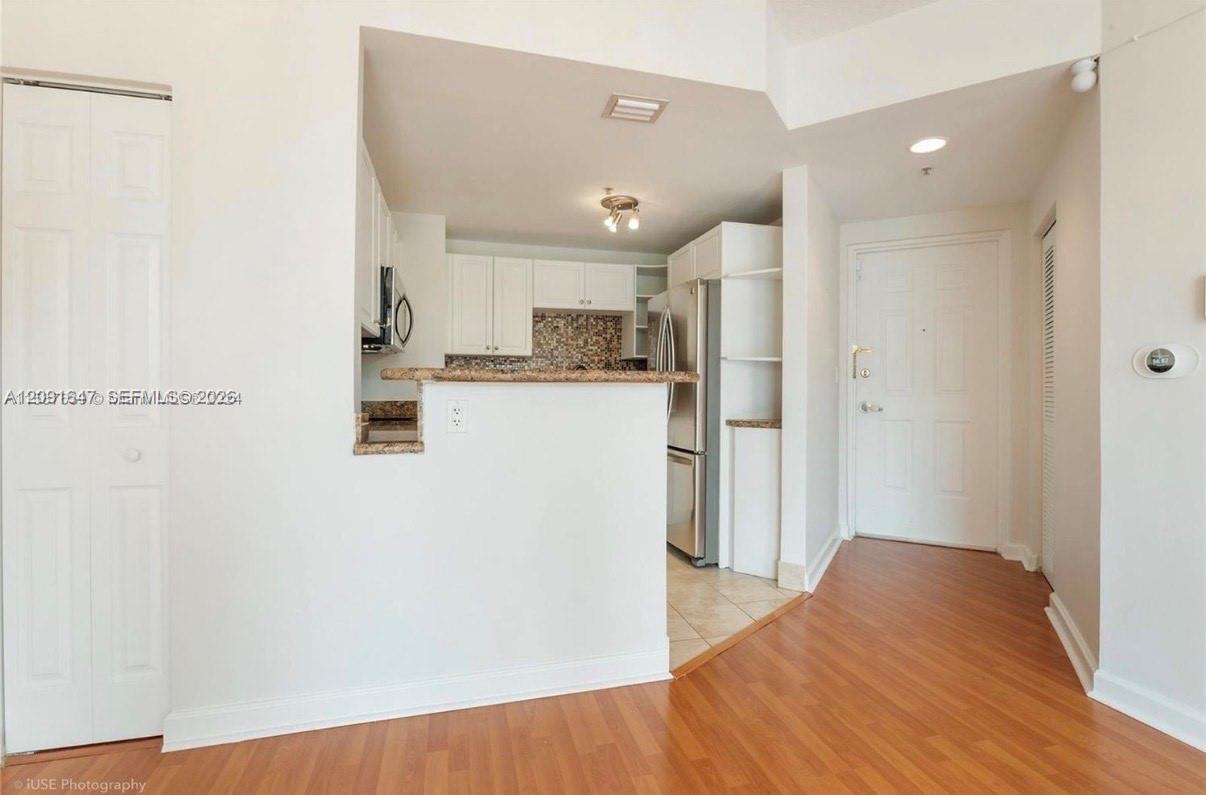 357 Almeria Ave # 606