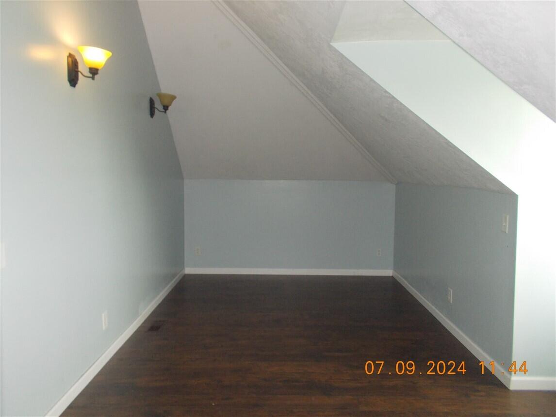 11049 Victory Road