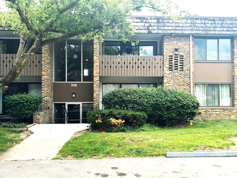 2118 Pauline Boulevard, 110