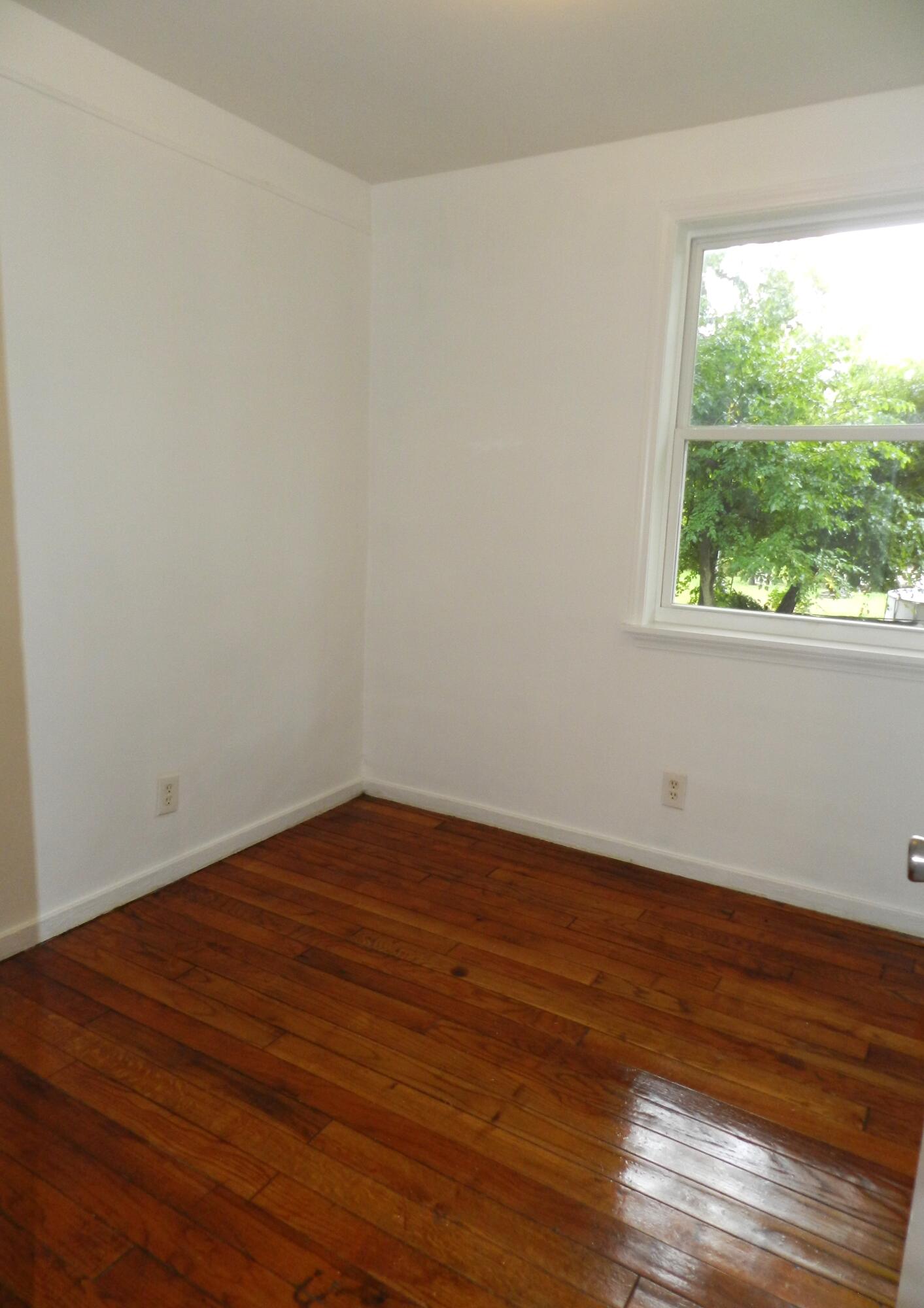 2311 Deerfield Court