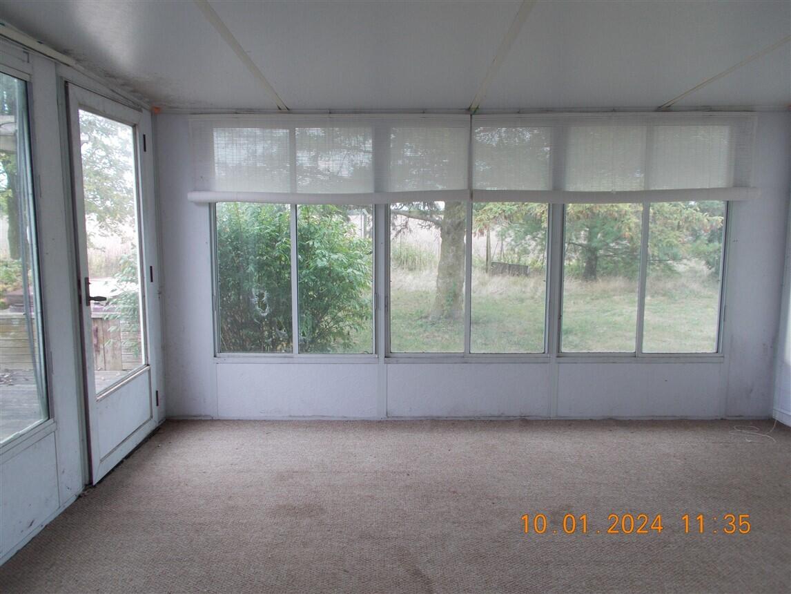 9907 N County Line Highway