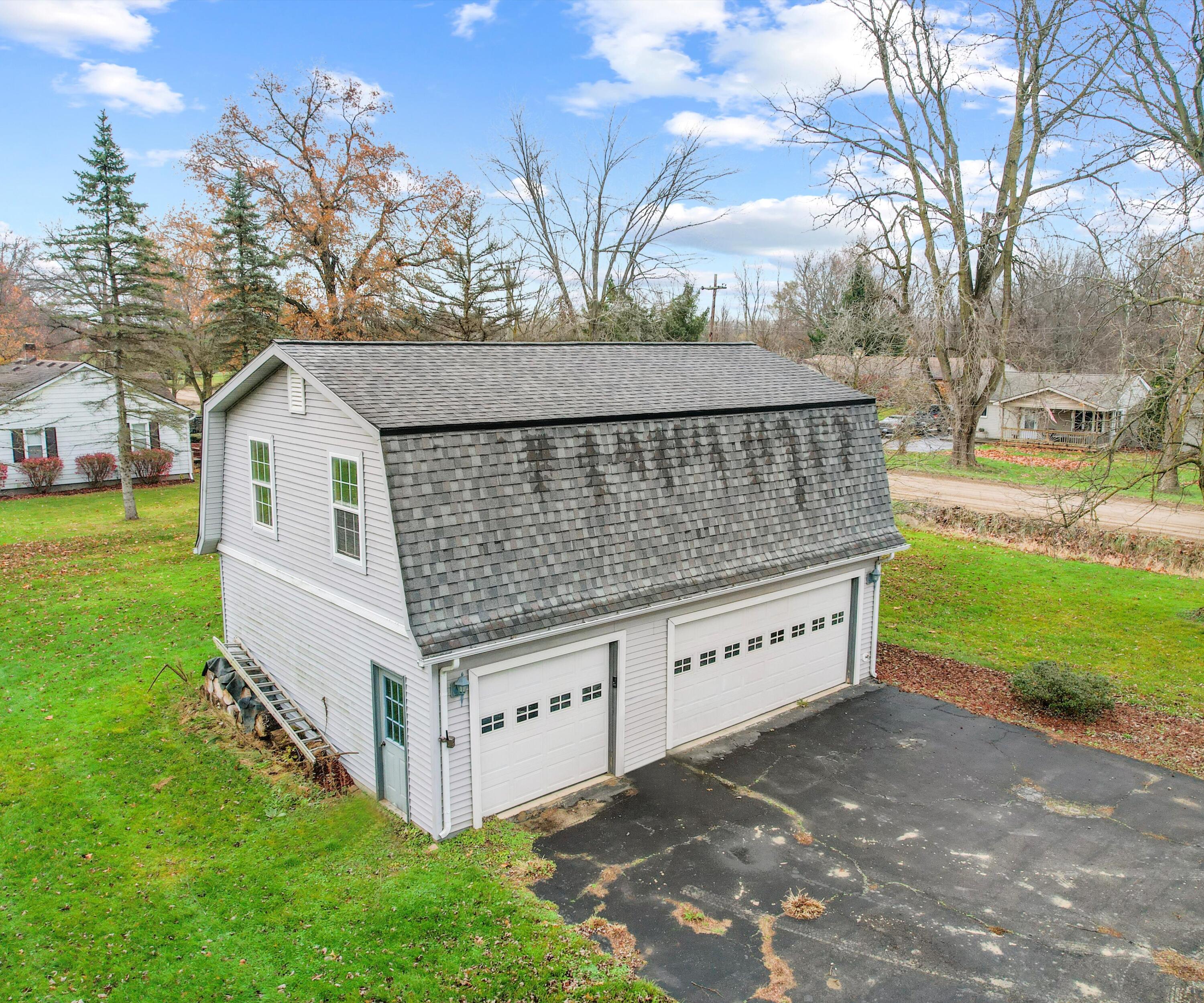 20000 Sherwood Road