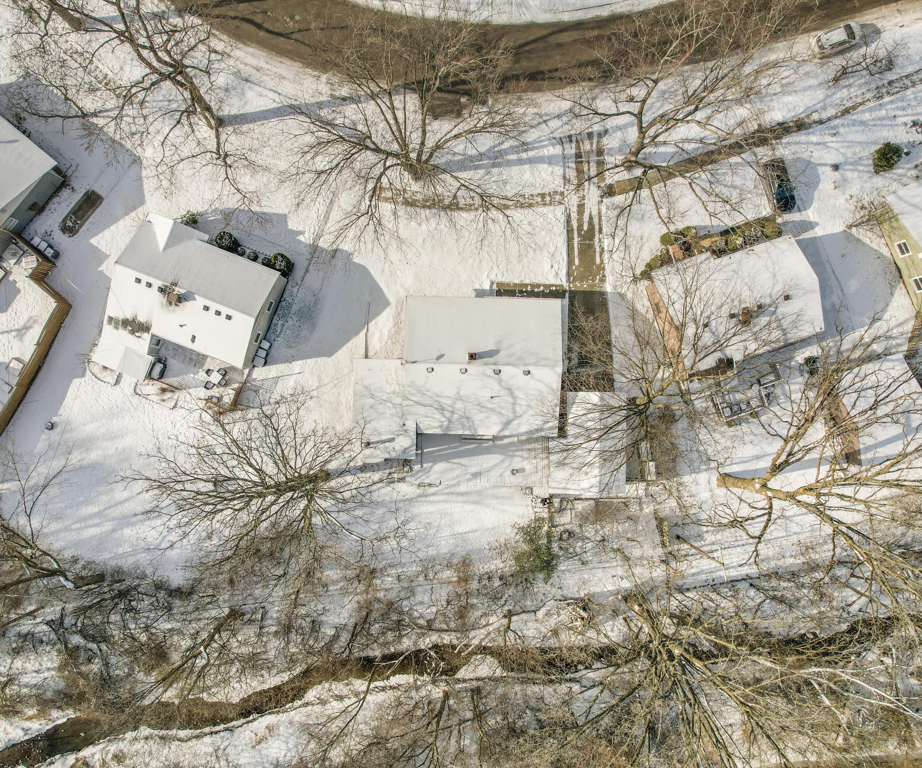 3556 Oakwood Street