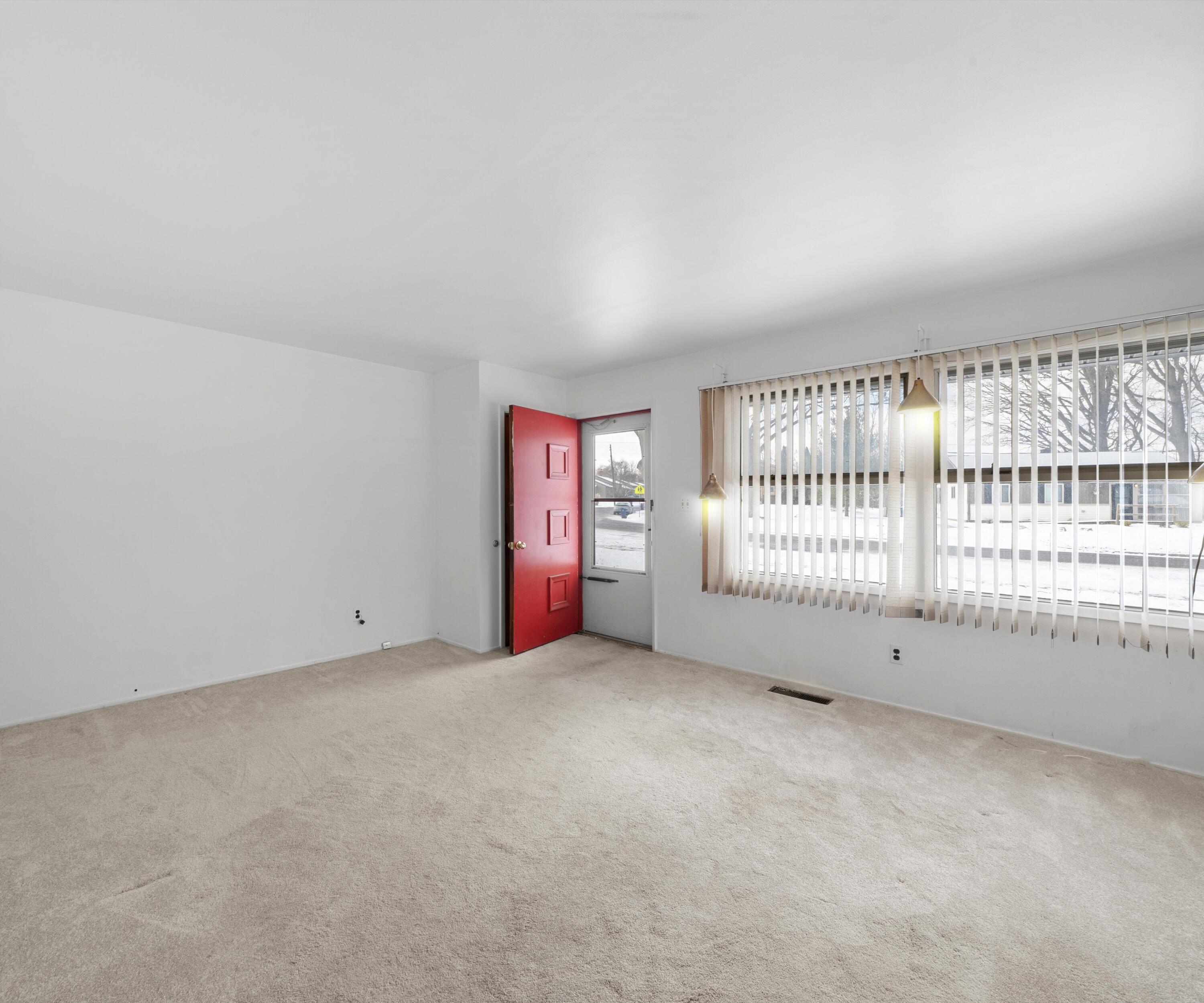 3556 Oakwood Street