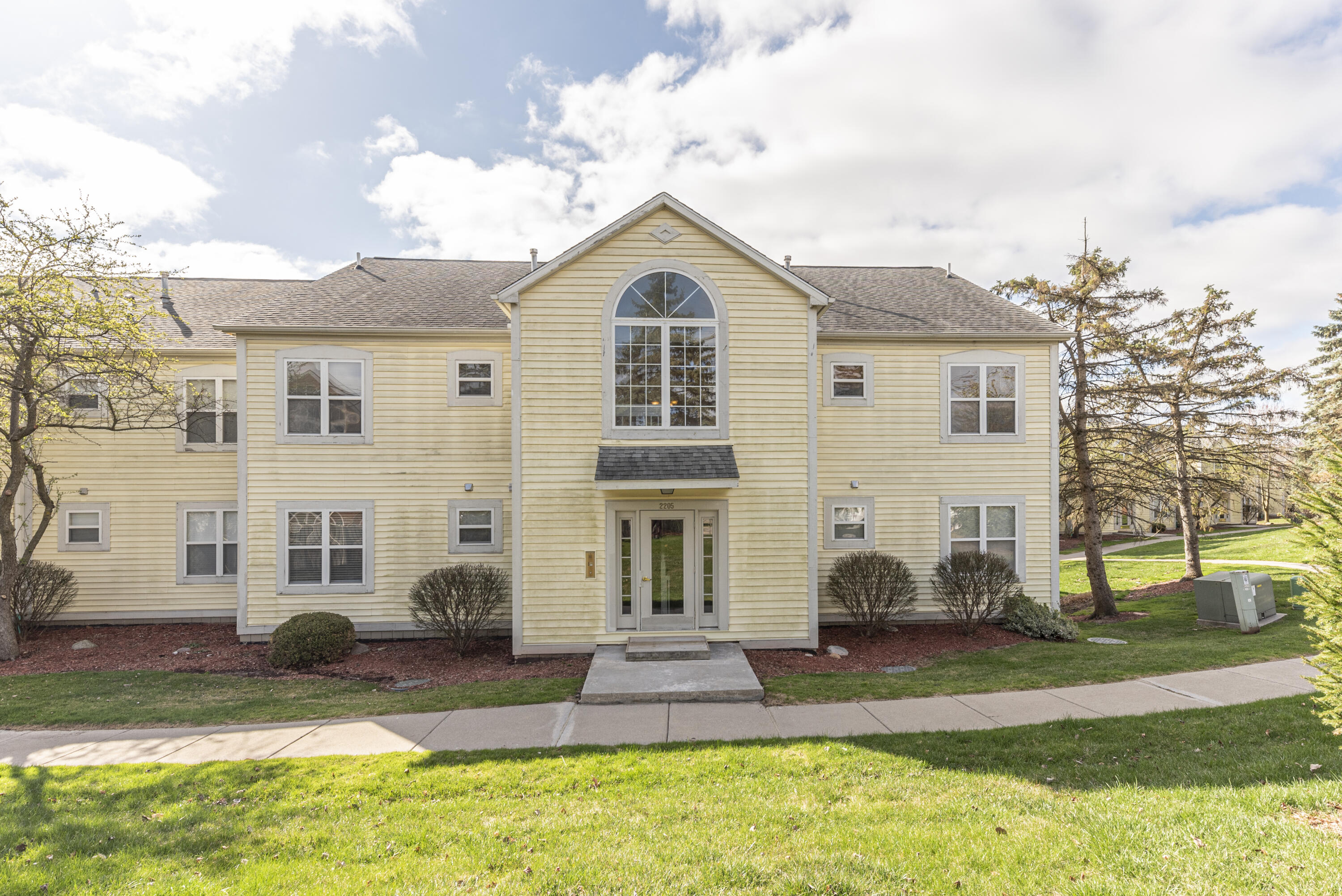 2205 S Huron Parkway 2