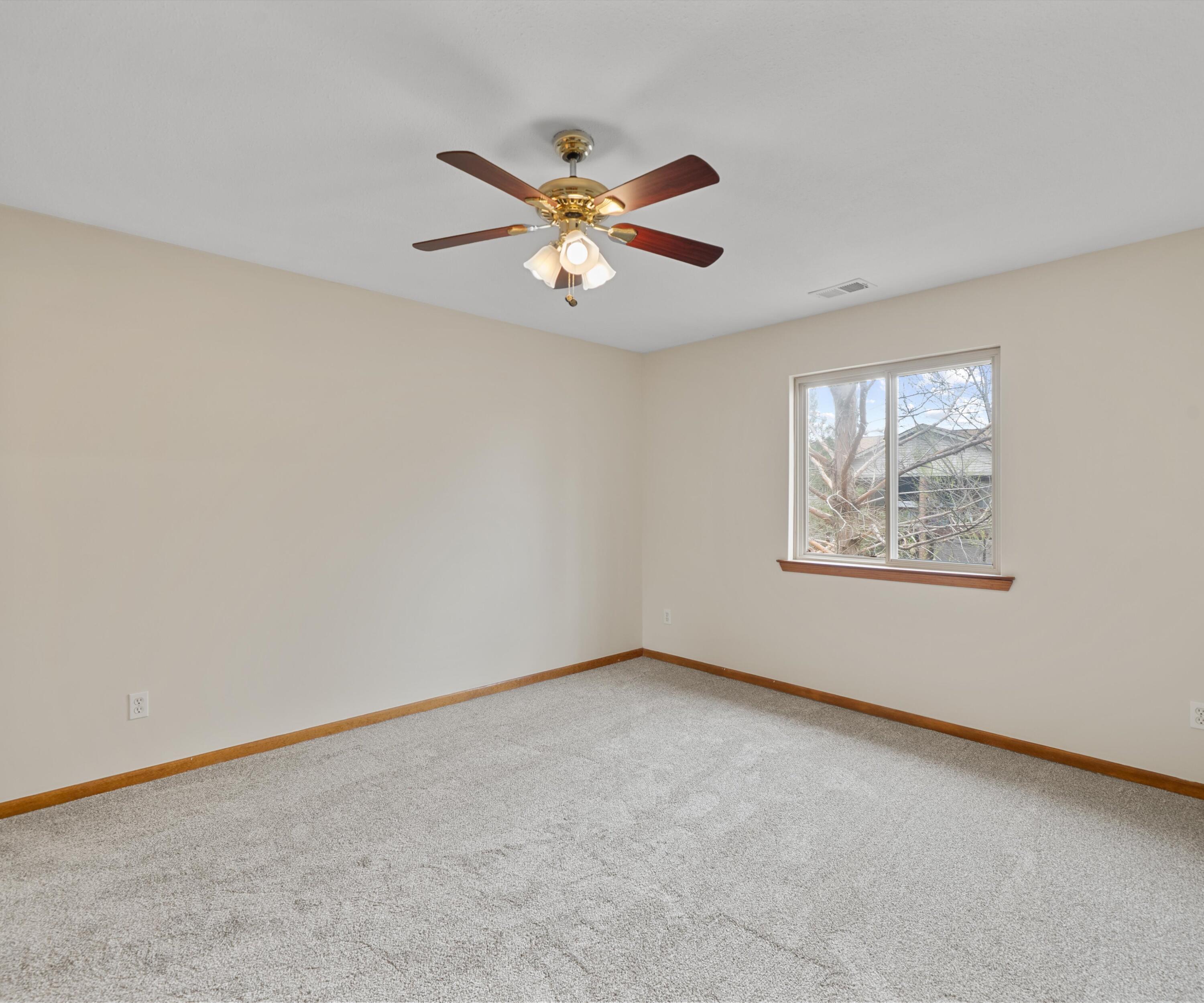 45766 Prairiegrass Court 6