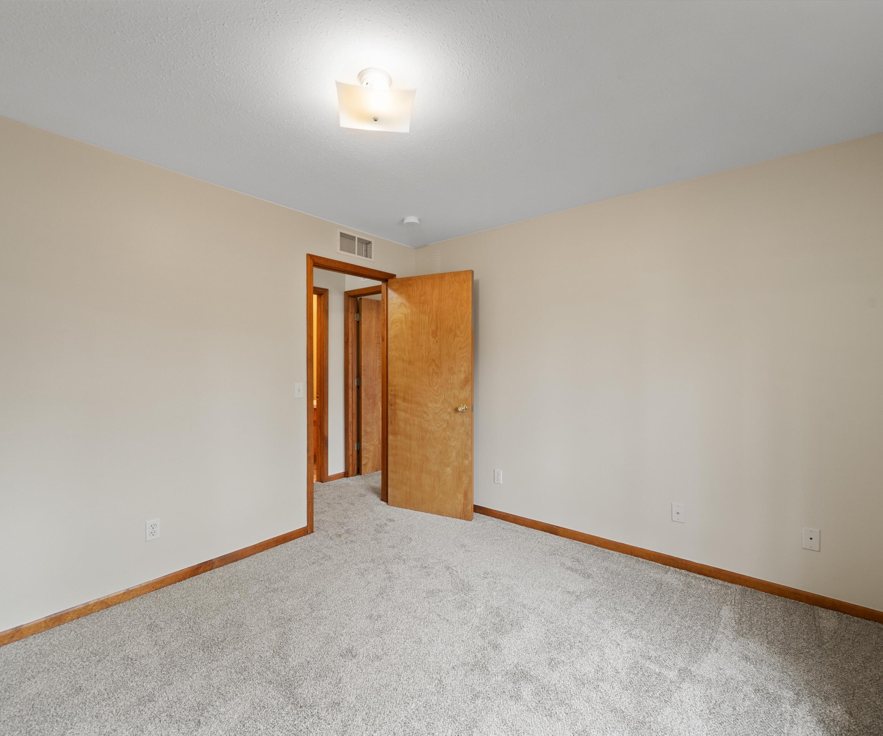 45766 Prairiegrass Court 6