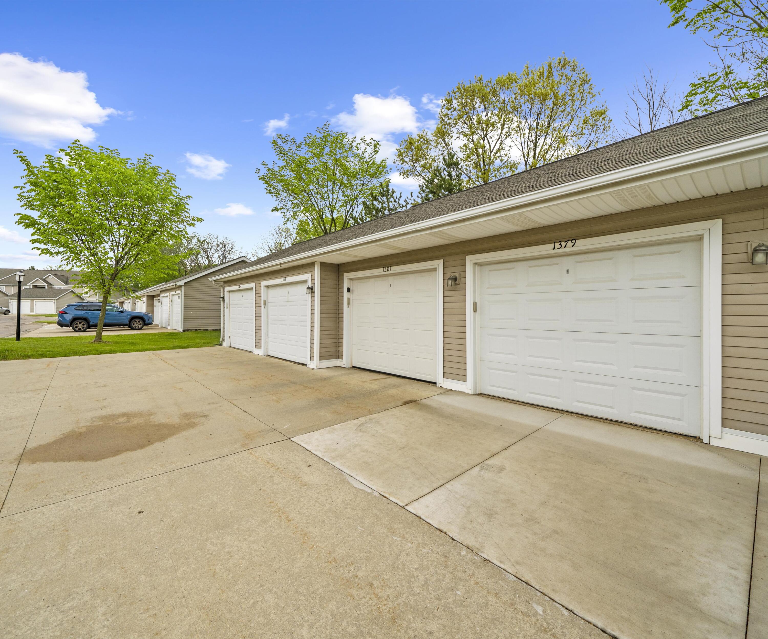 1379 Millbrook Trail