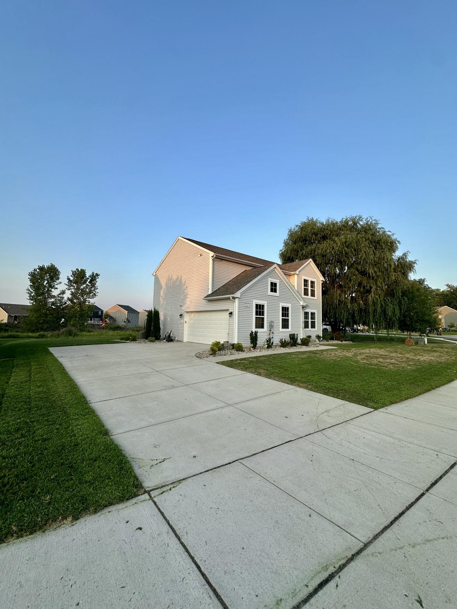 9518 Neumann Circle
