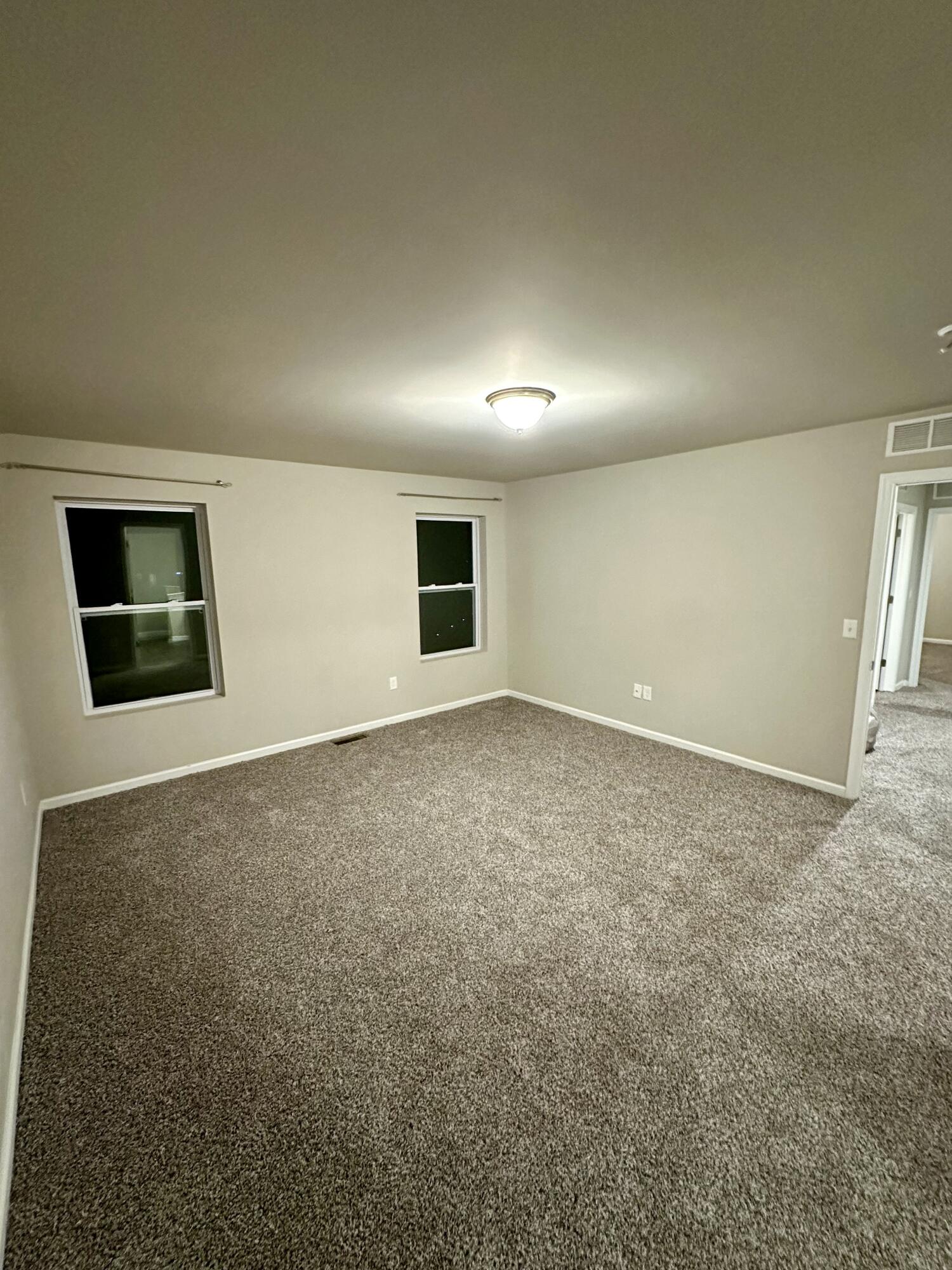 9518 Neumann Circle