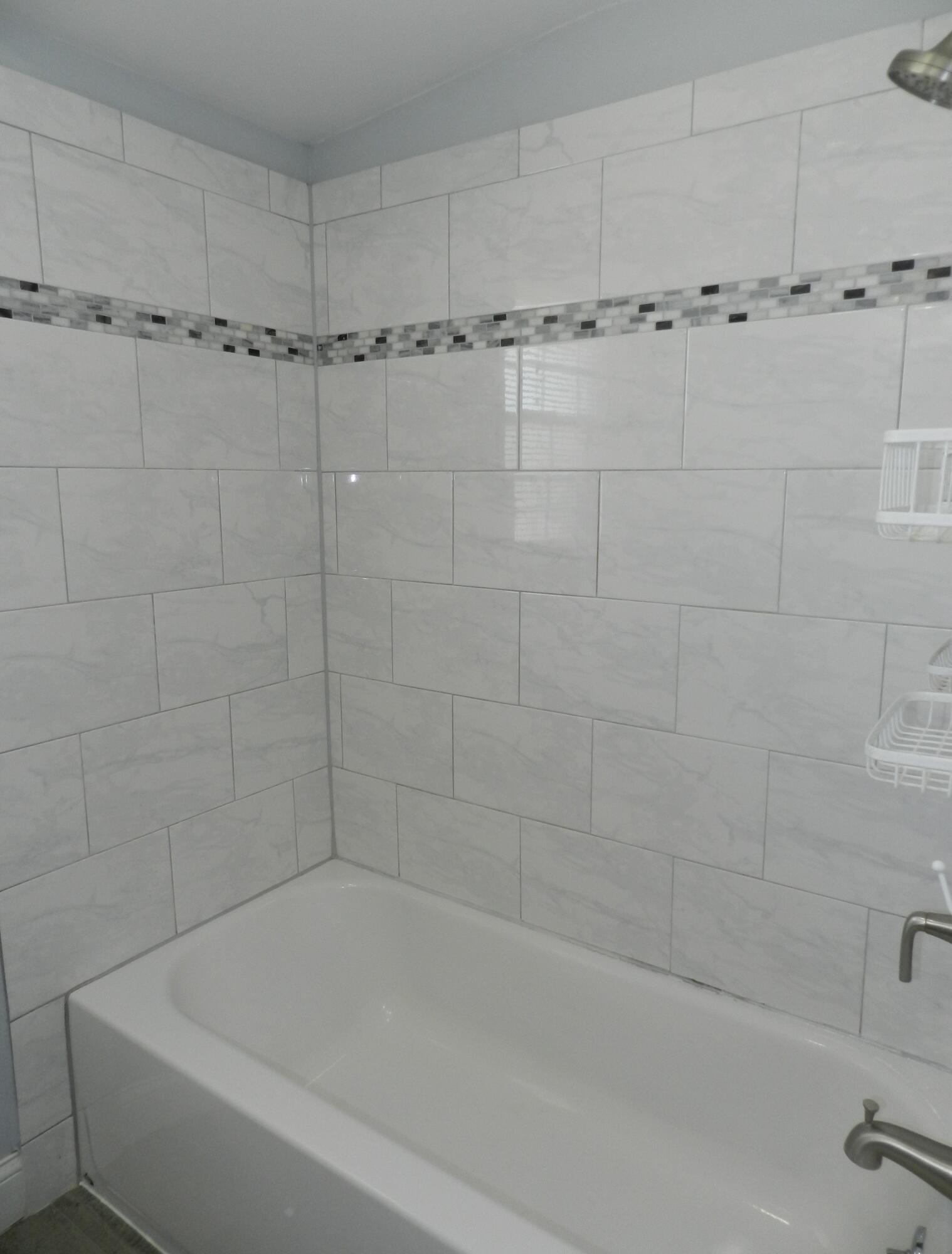 4318 Adams Circle