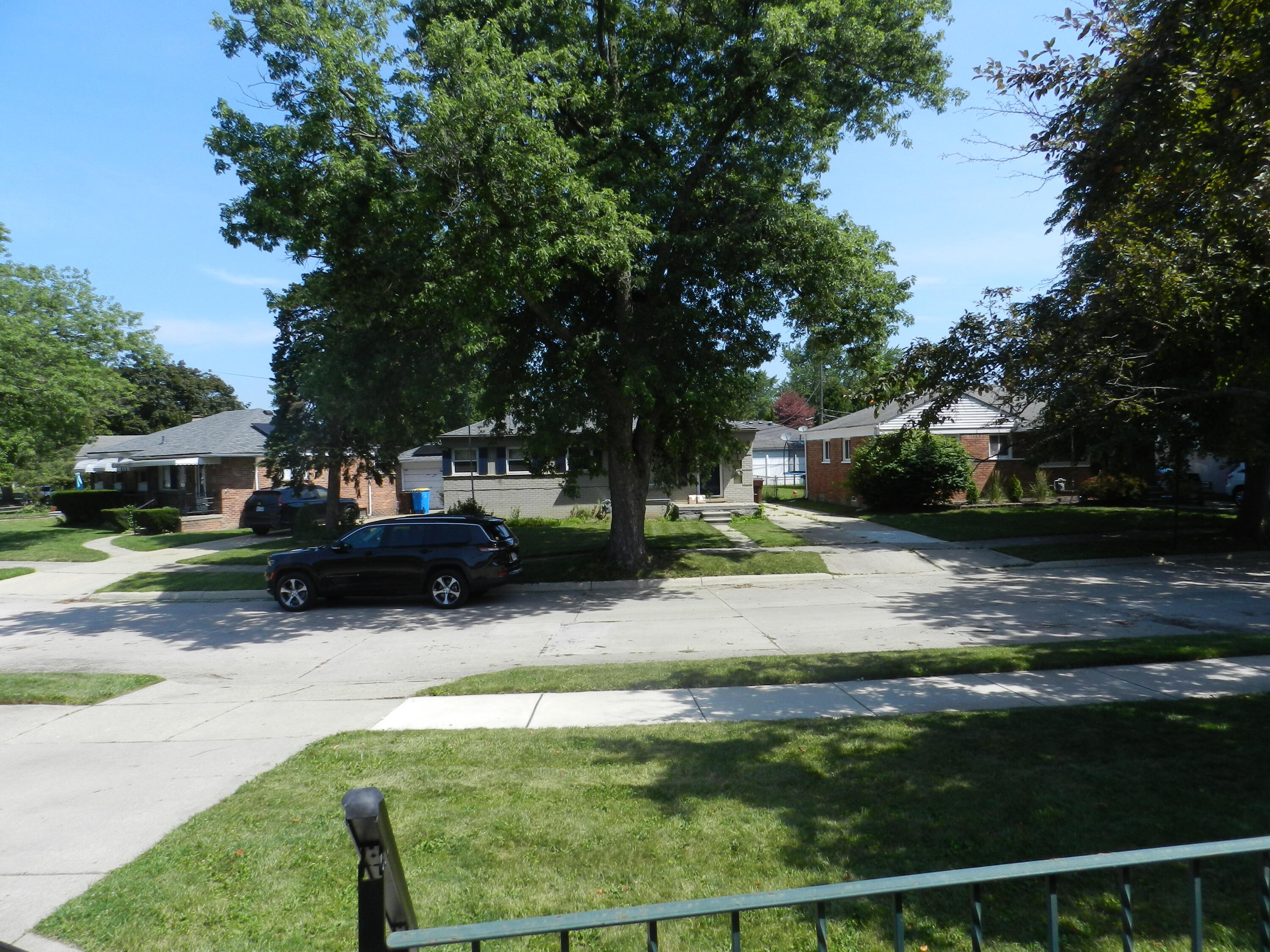 4318 Adams Circle