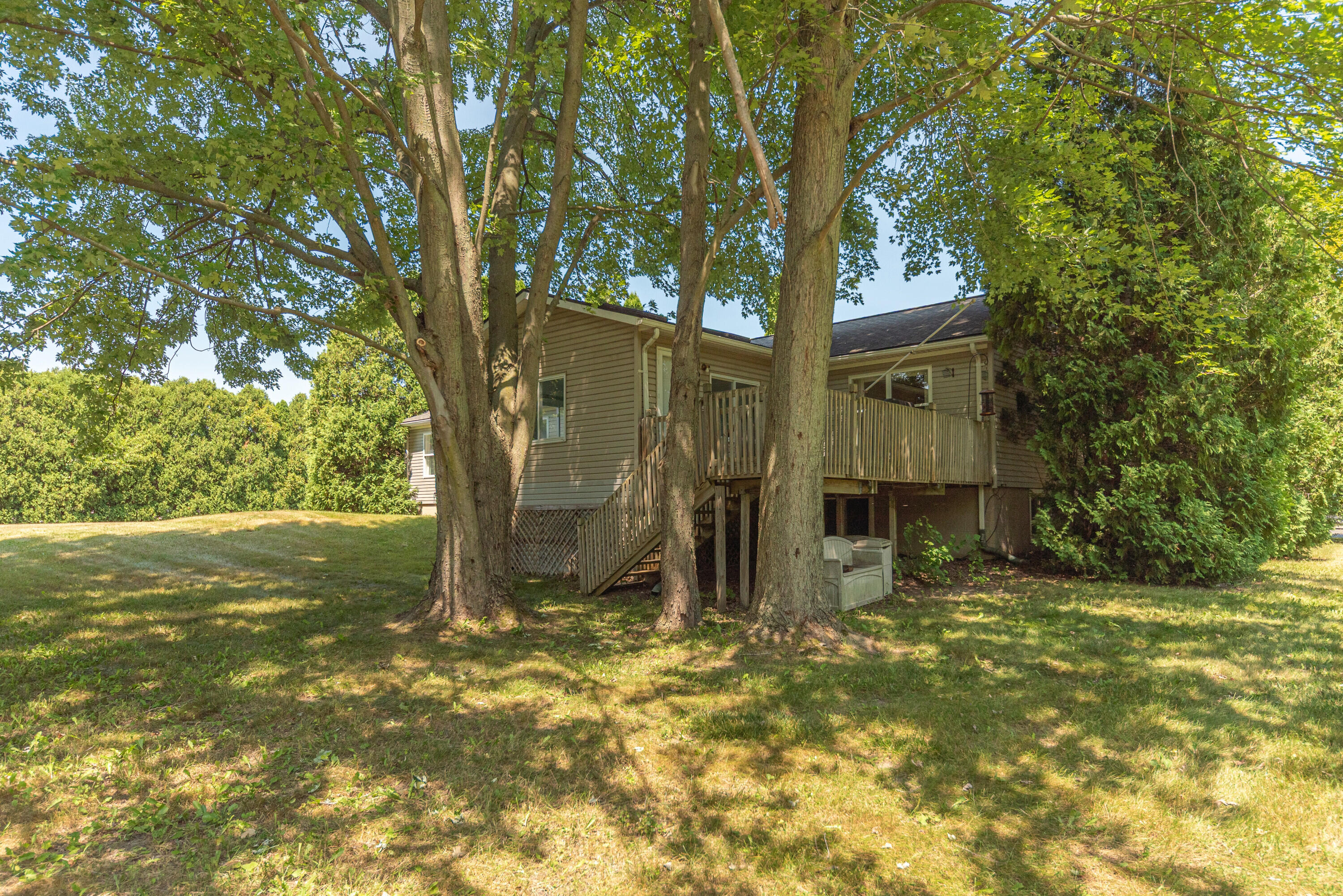 8002 Willow Road