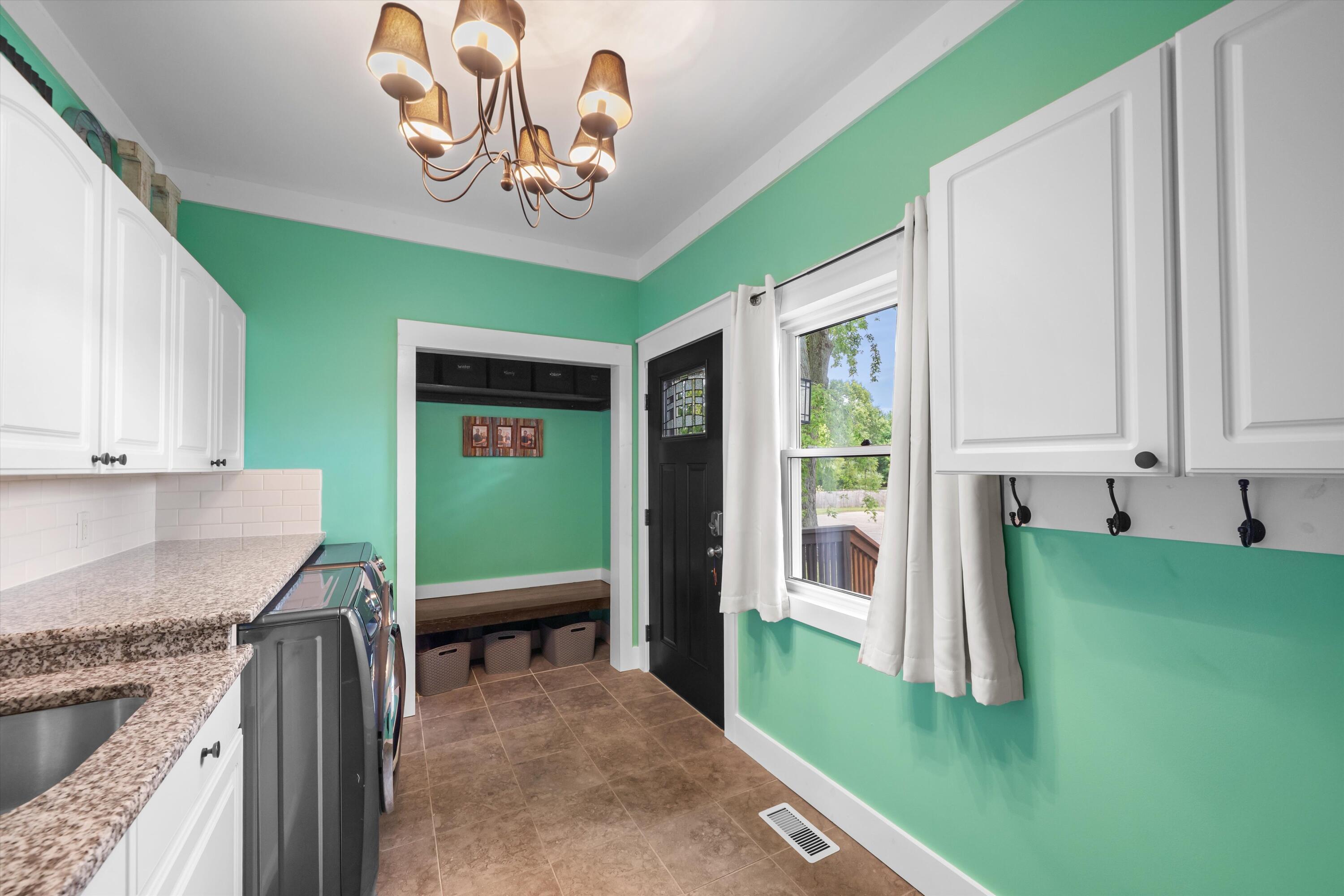 5580 Textile Road