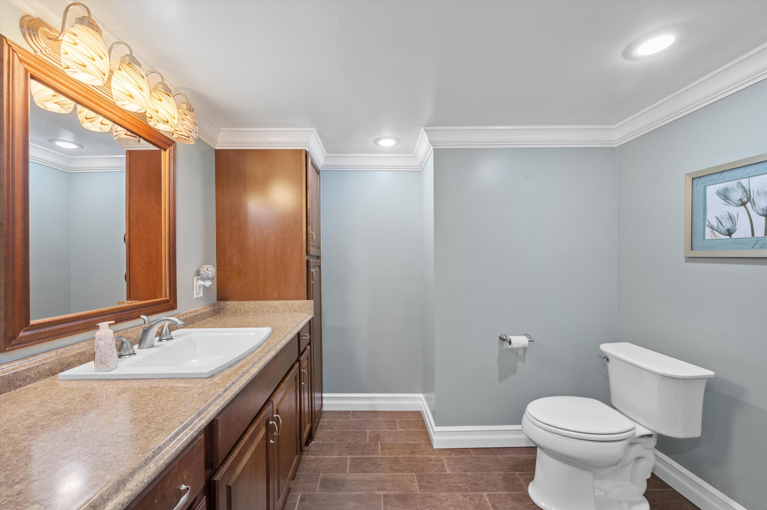 5580 Textile Road