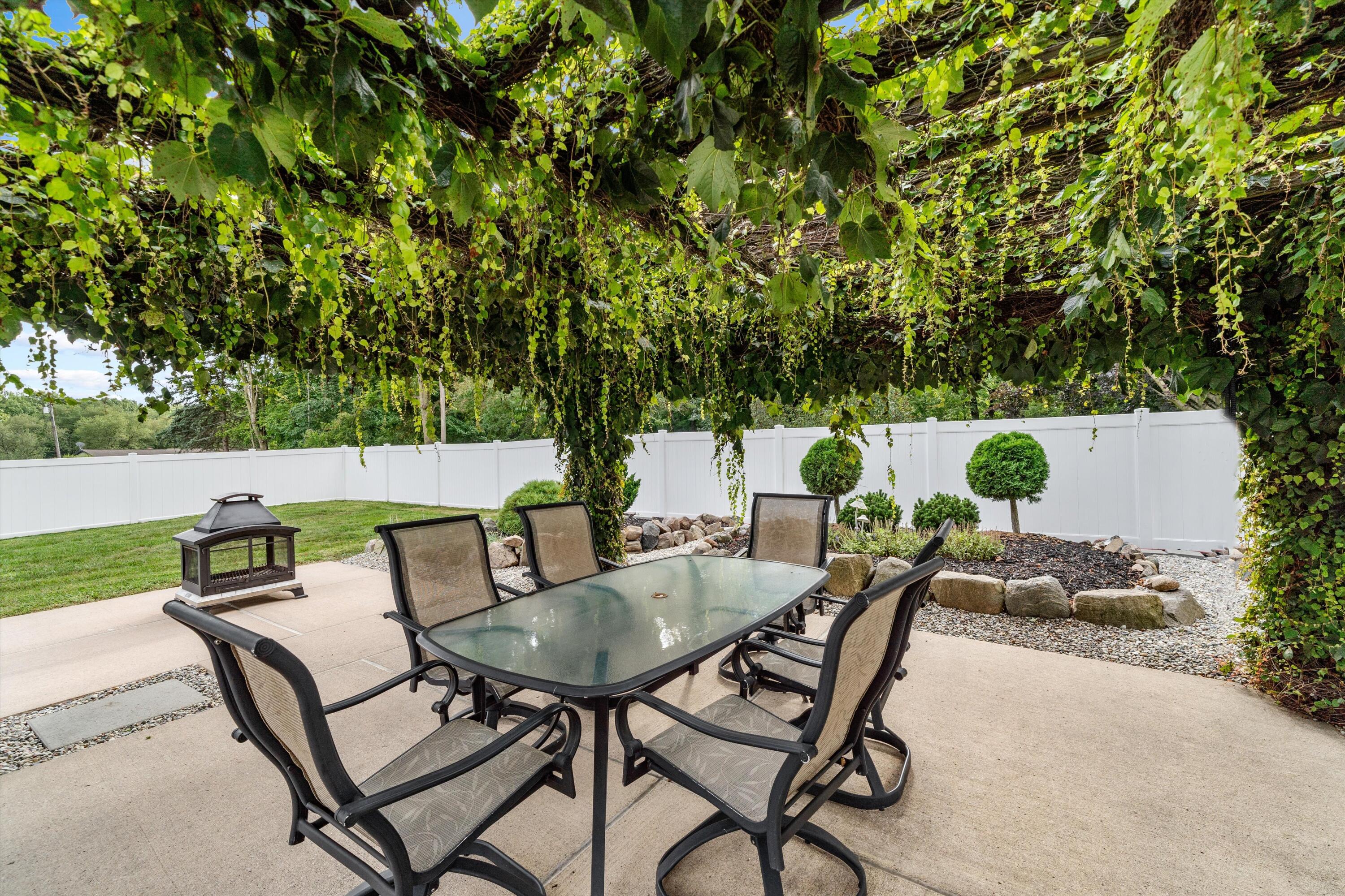 5580 Textile Road