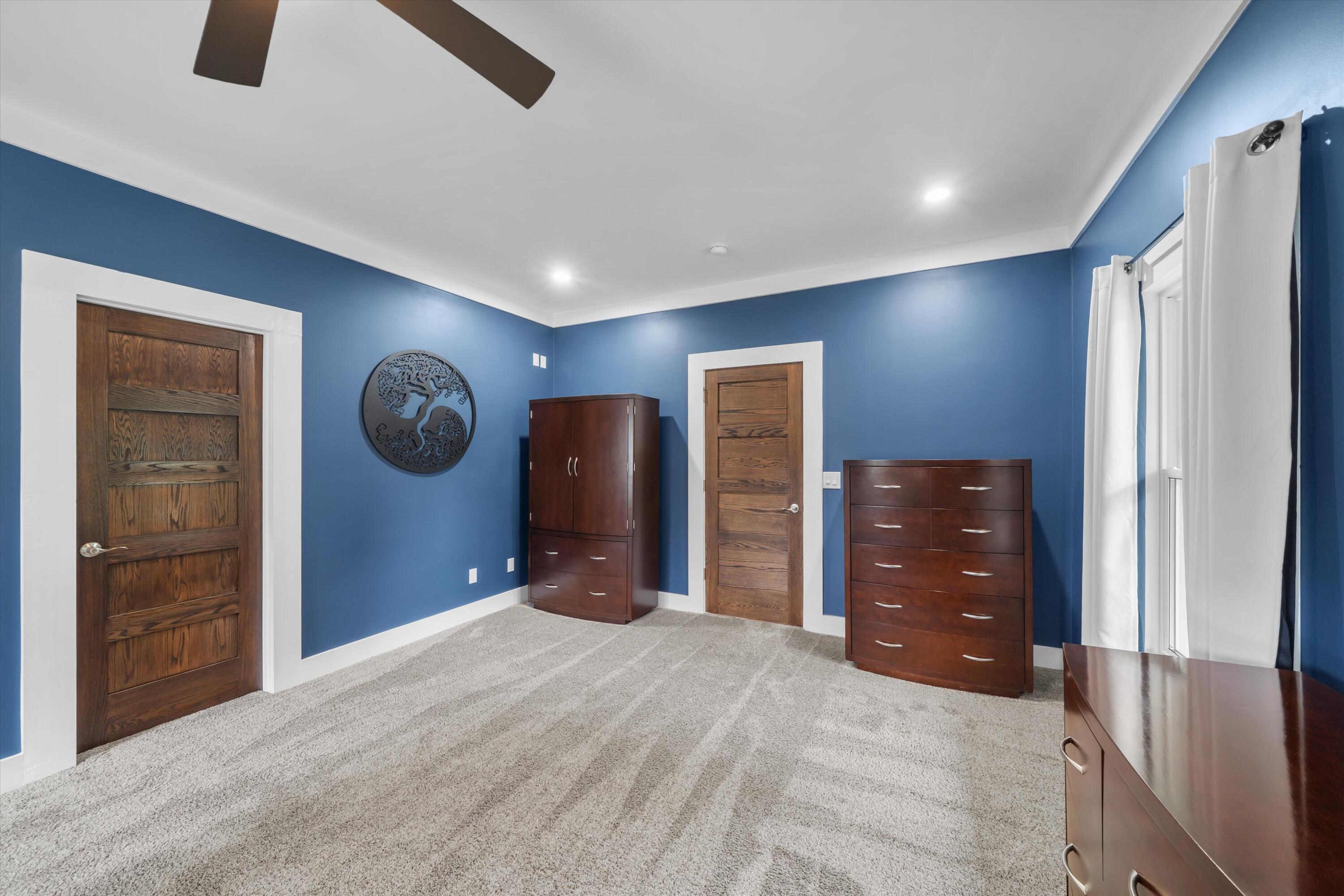 5580 Textile Road