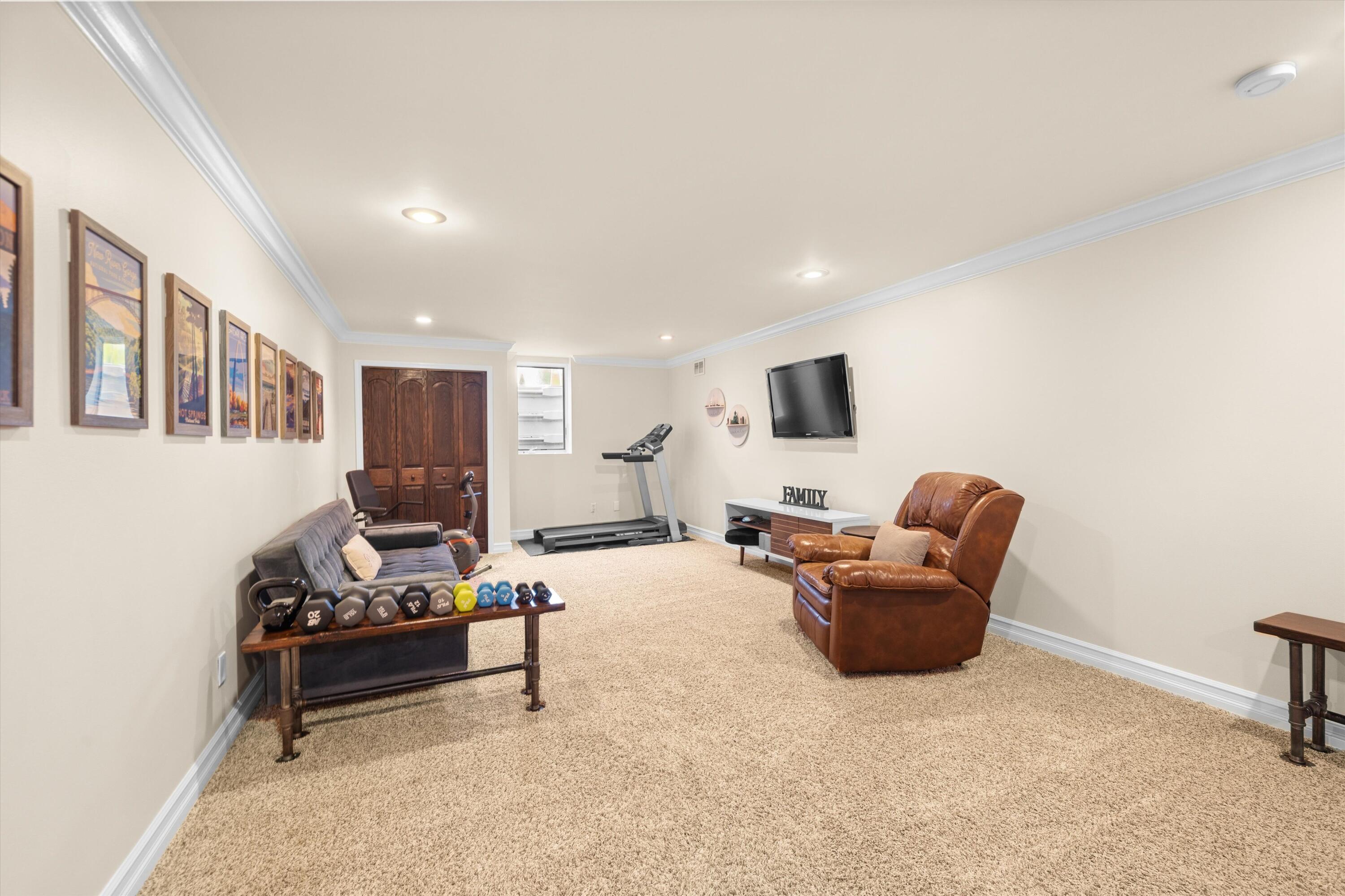5580 Textile Road